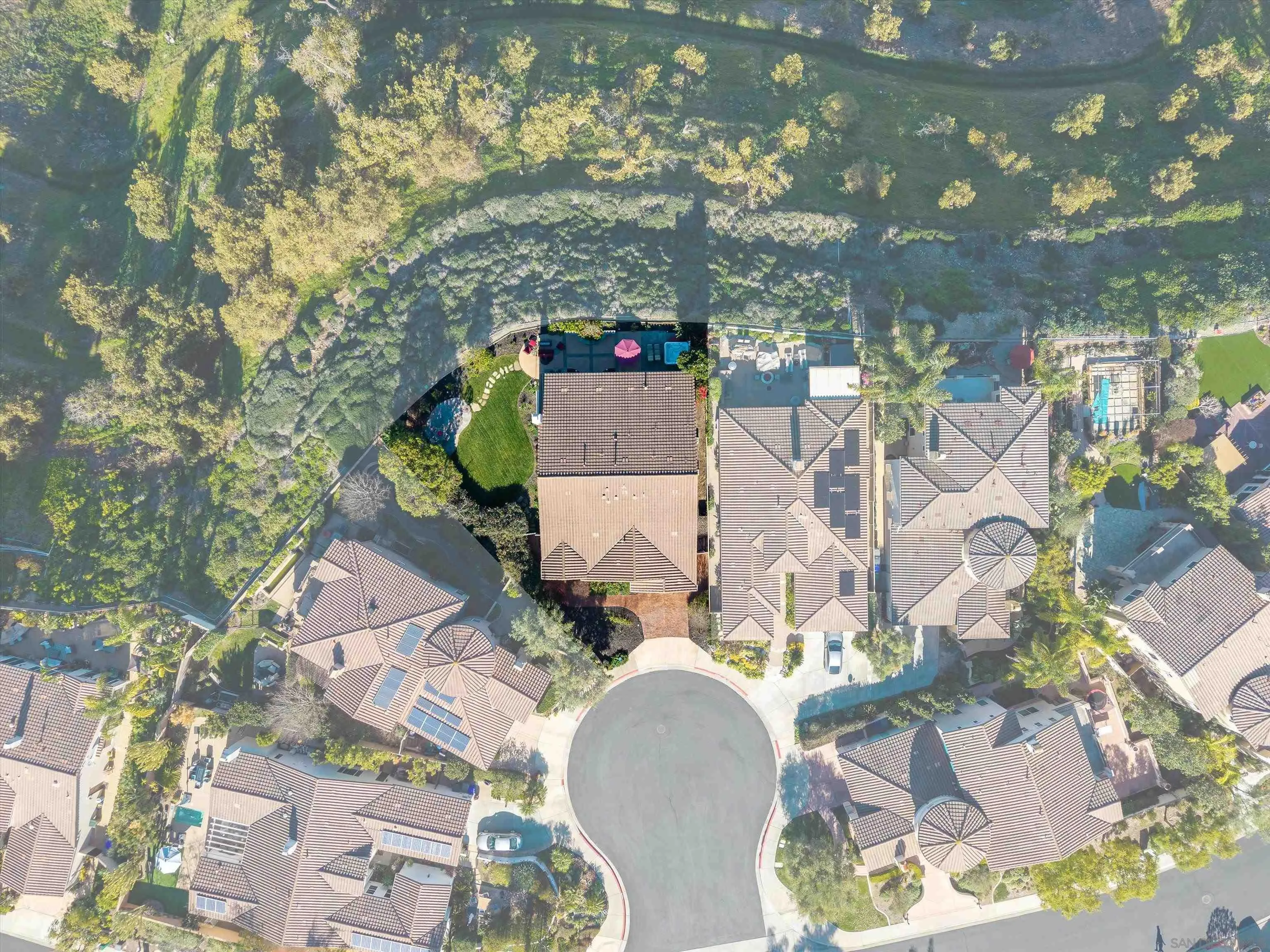 https://cdn.realtyfeed.com/cdn/127/260010113/dccca876683aa1f8680449c520416a22.webp