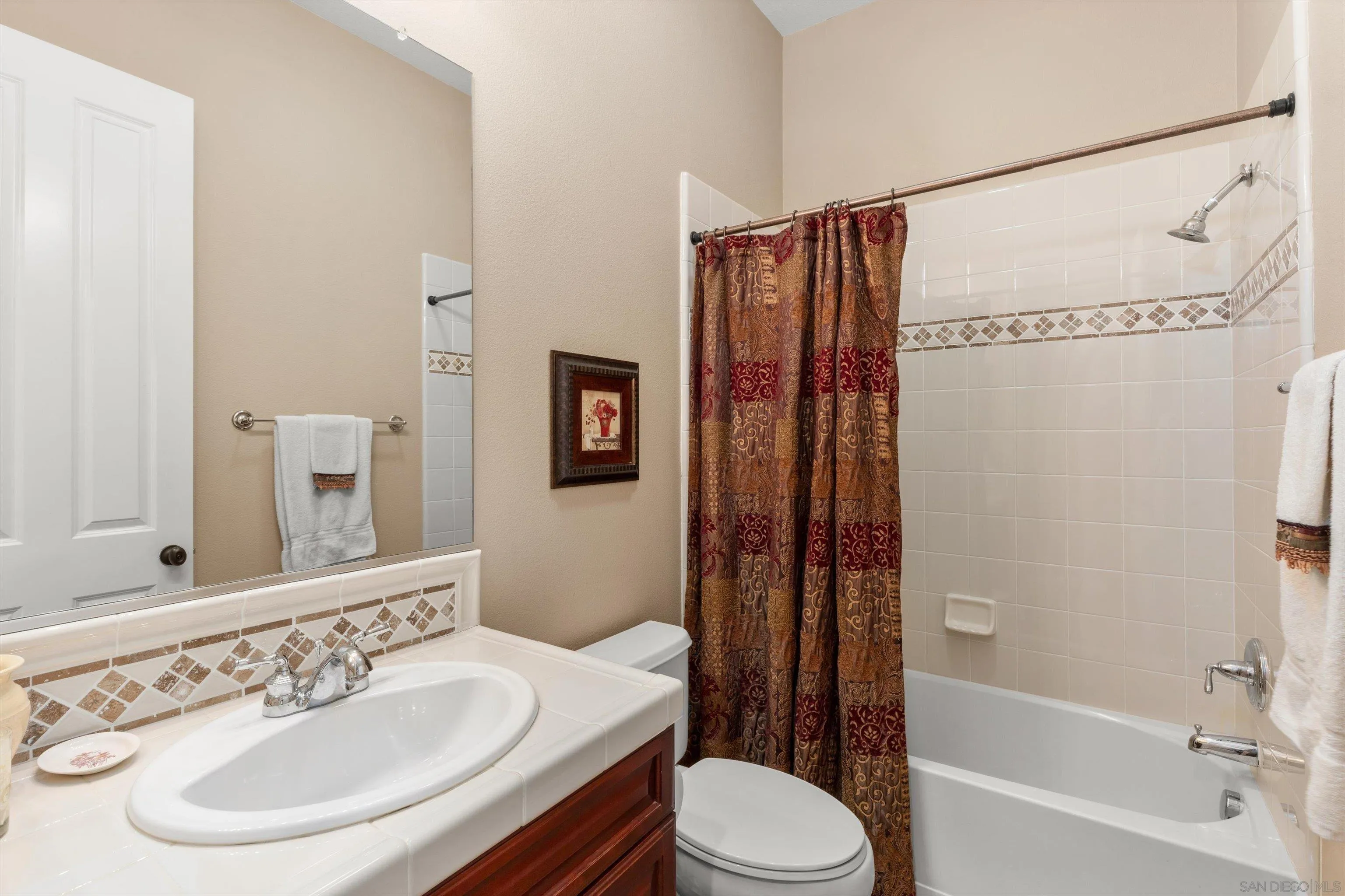 https://cdn.realtyfeed.com/cdn/127/260010113/de4aa1cf6a969fbcfe7b62b8f71a7964.webp