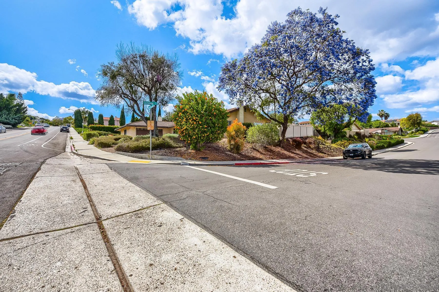 https://cdn.realtyfeed.com/cdn/127/260010120/18d7d6255dcad88f60438e253aa0d028.webp