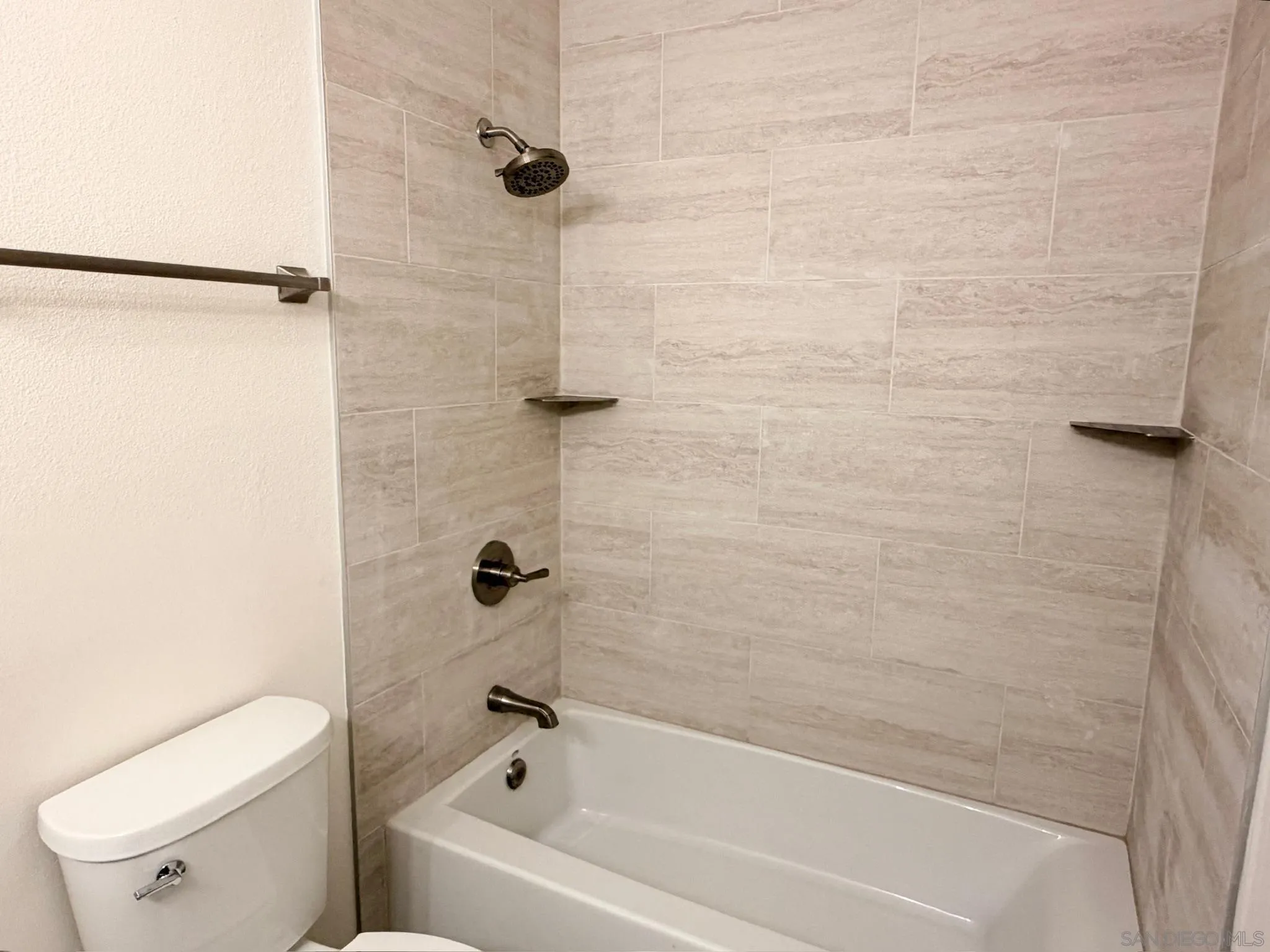 Photo #26: 260010124 Listing: Photo #26