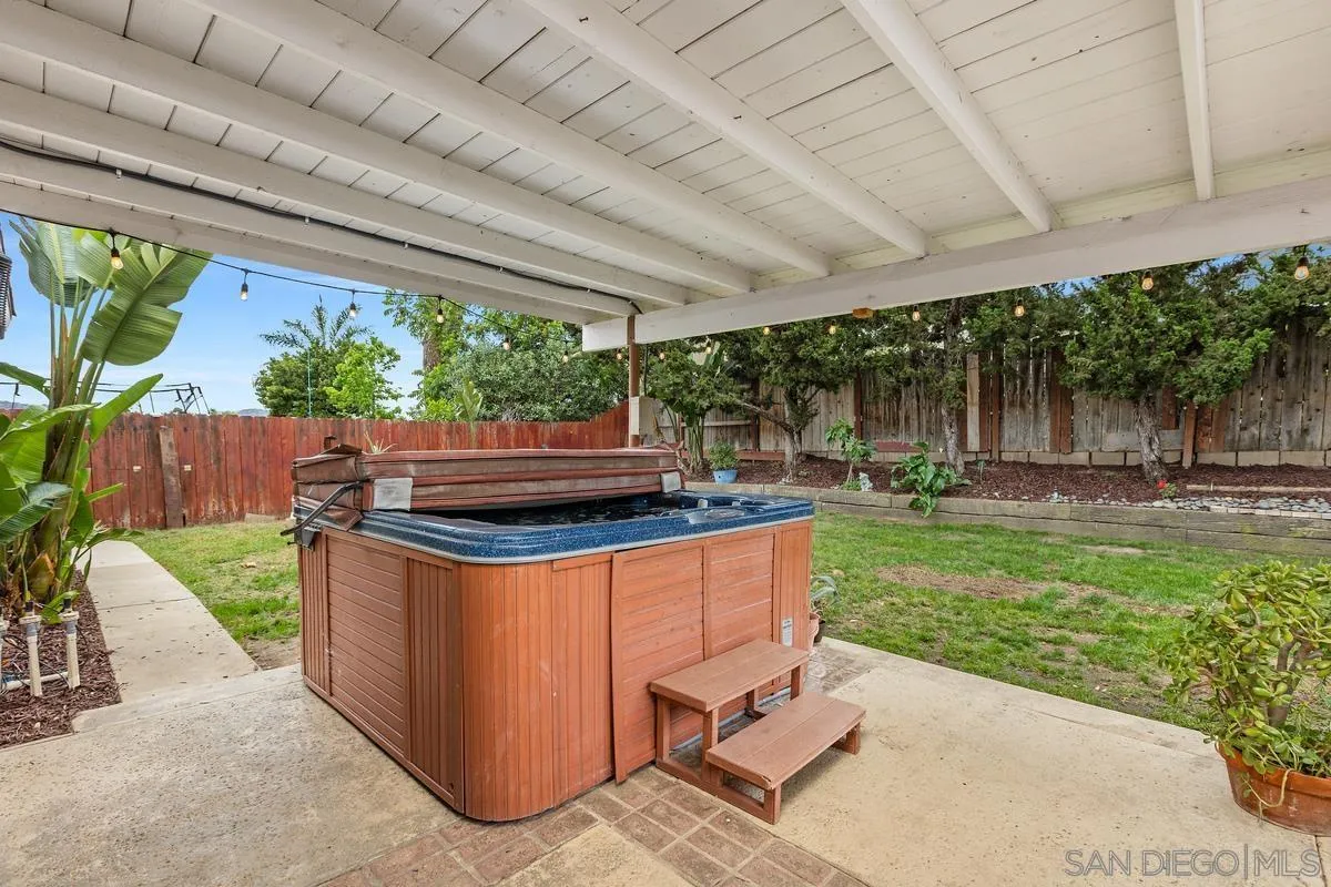 https://cdn.realtyfeed.com/cdn/127/260010132/43fe2ee4df3417032e0945ad926268e9.webp