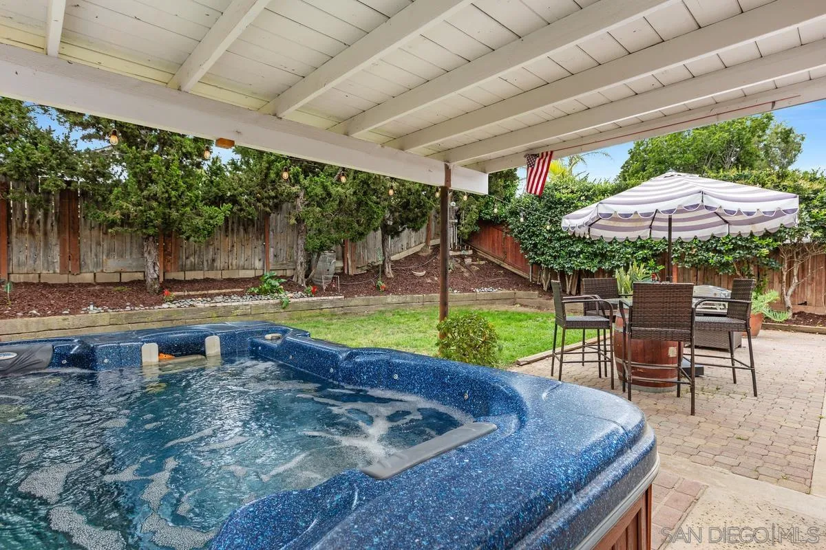 https://cdn.realtyfeed.com/cdn/127/260010132/bb867ba6631bf754058d374a8a7838af.webp