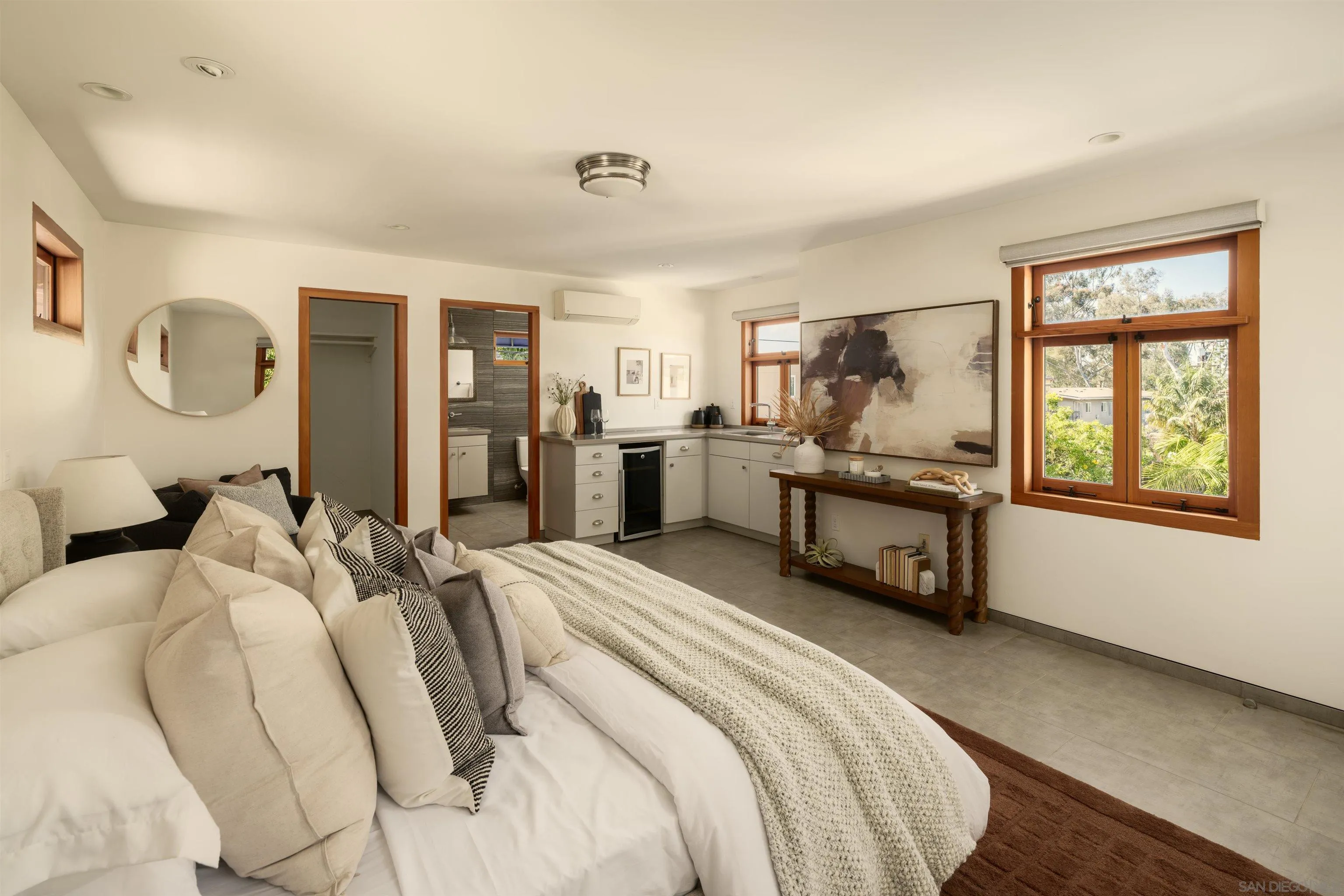 https://cdn.realtyfeed.com/cdn/127/260010133/956ac54678f3fc94ca22d8d344827bd8.webp