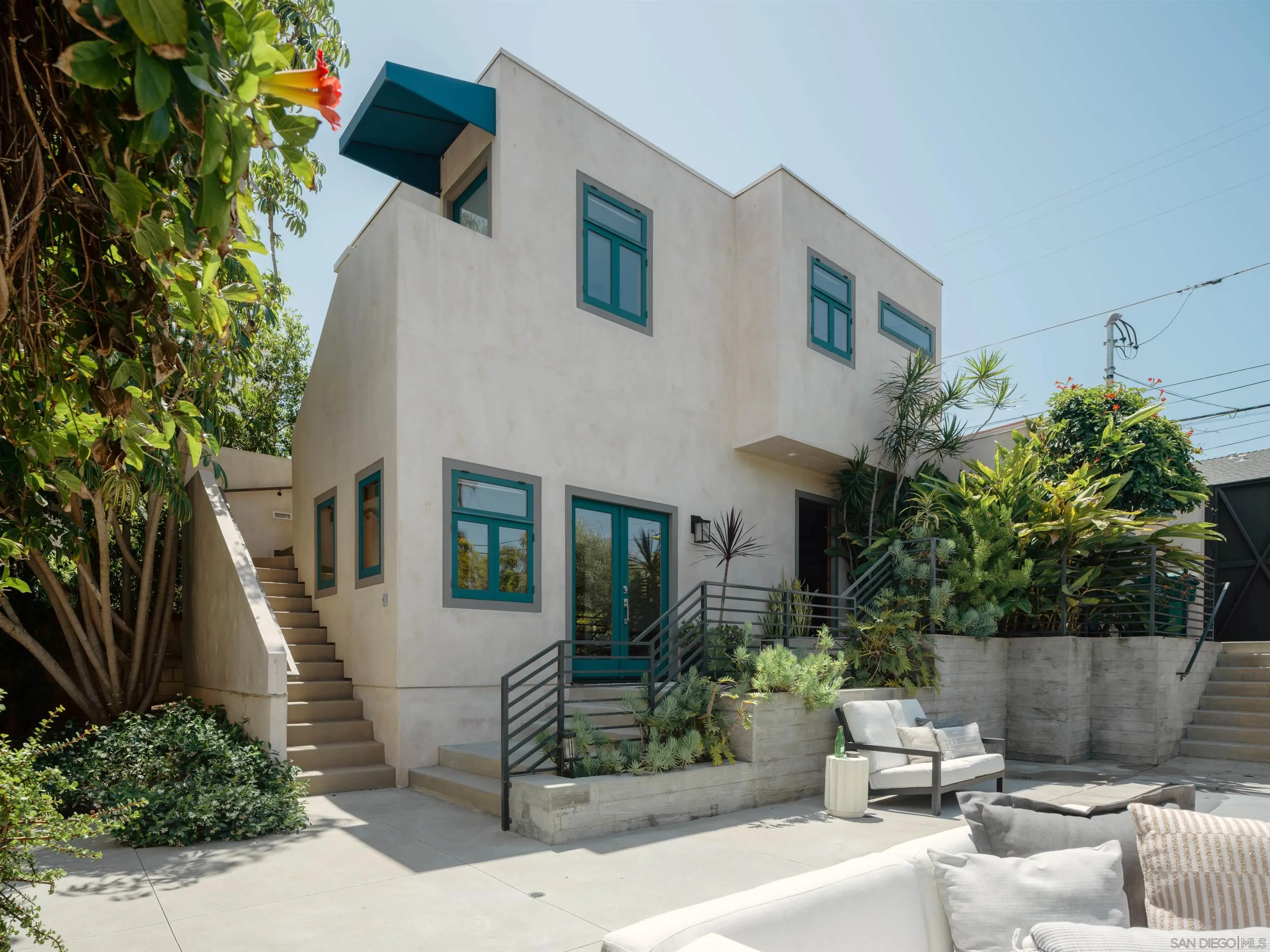 https://cdn.realtyfeed.com/cdn/127/260010133/e2bc51cb33487c5bc03a79936572f52e.webp