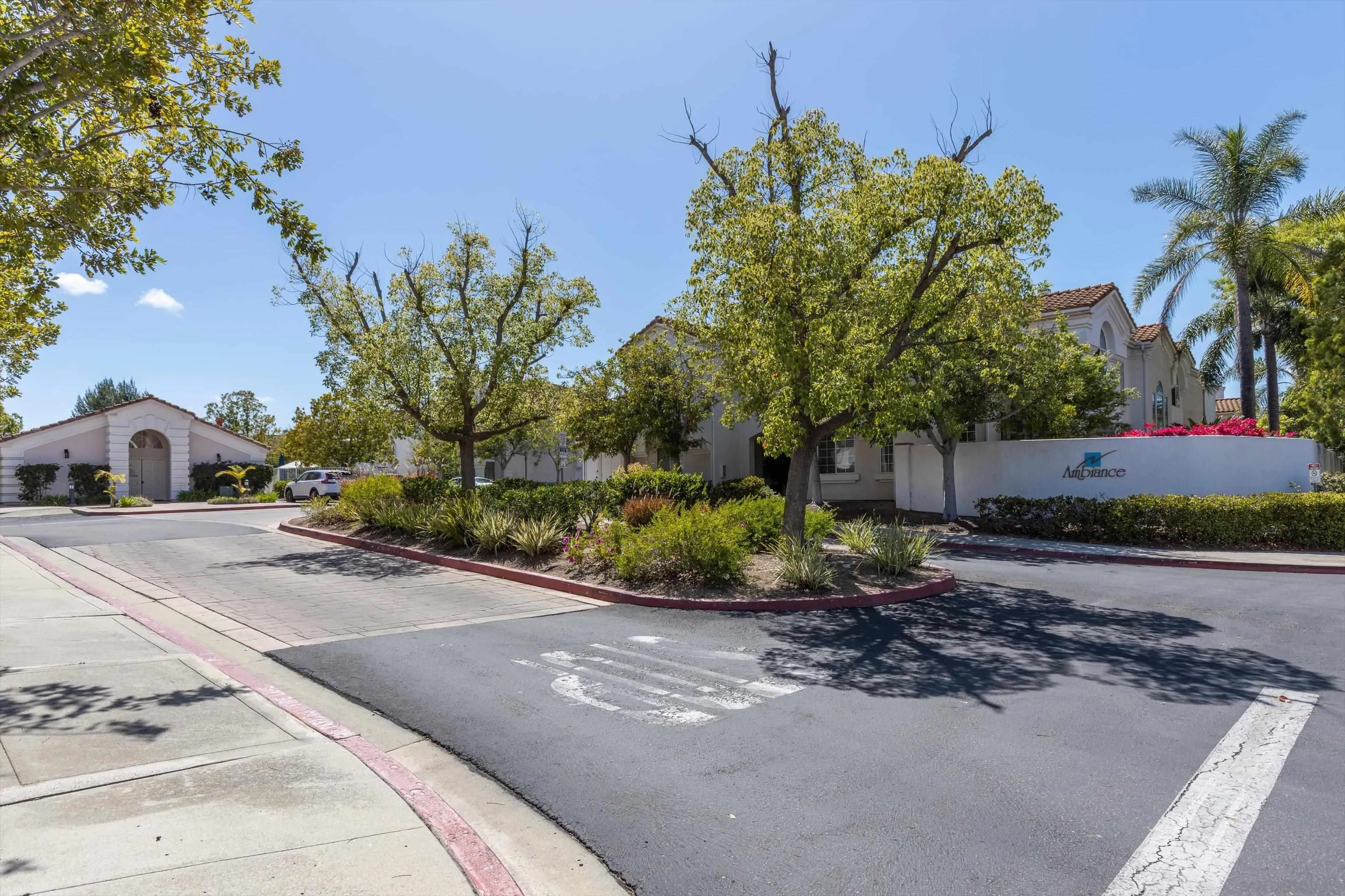 Photo #22: 260010136 Listing: Photo #22