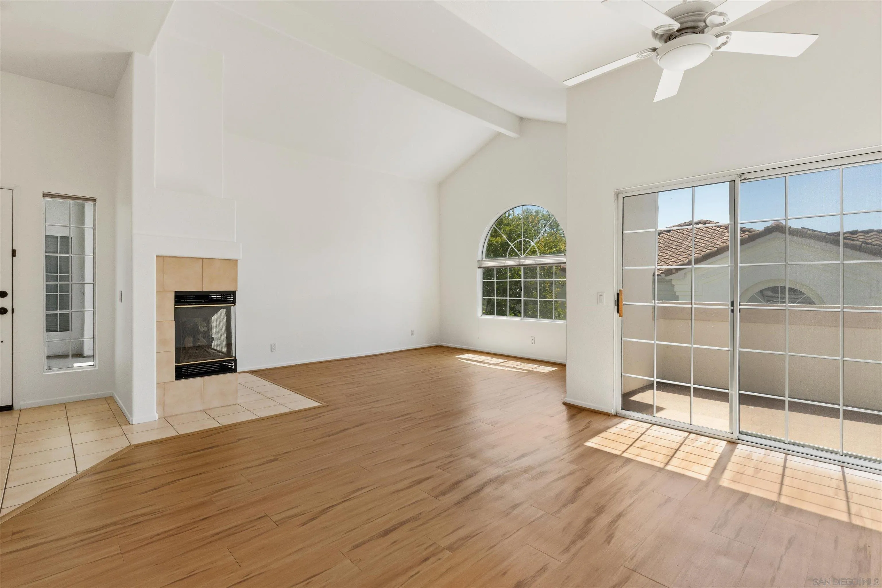 Photo #5: 260010136 Listing: Photo #5