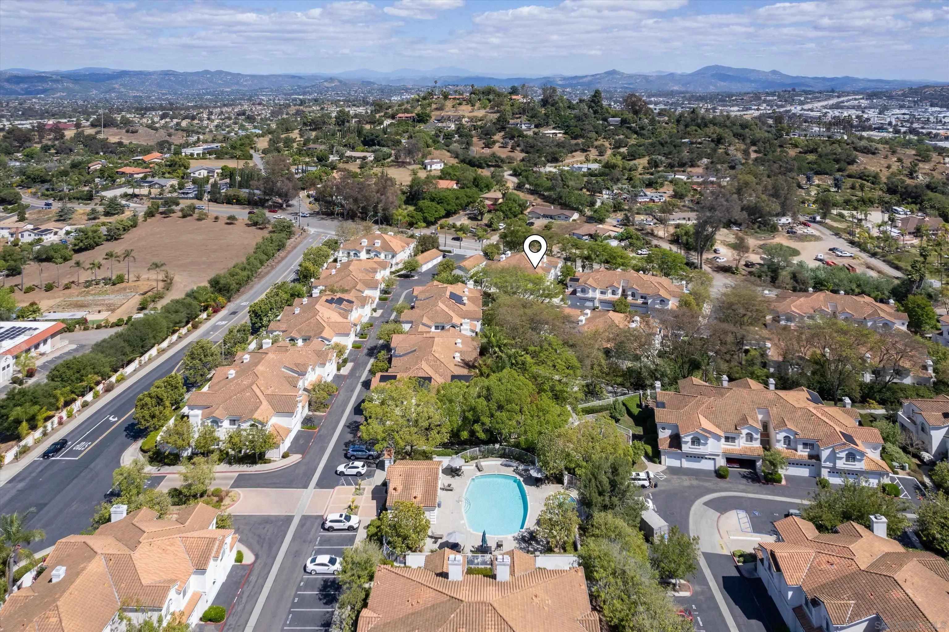 Photo #21: 260010136 Listing: Photo #21