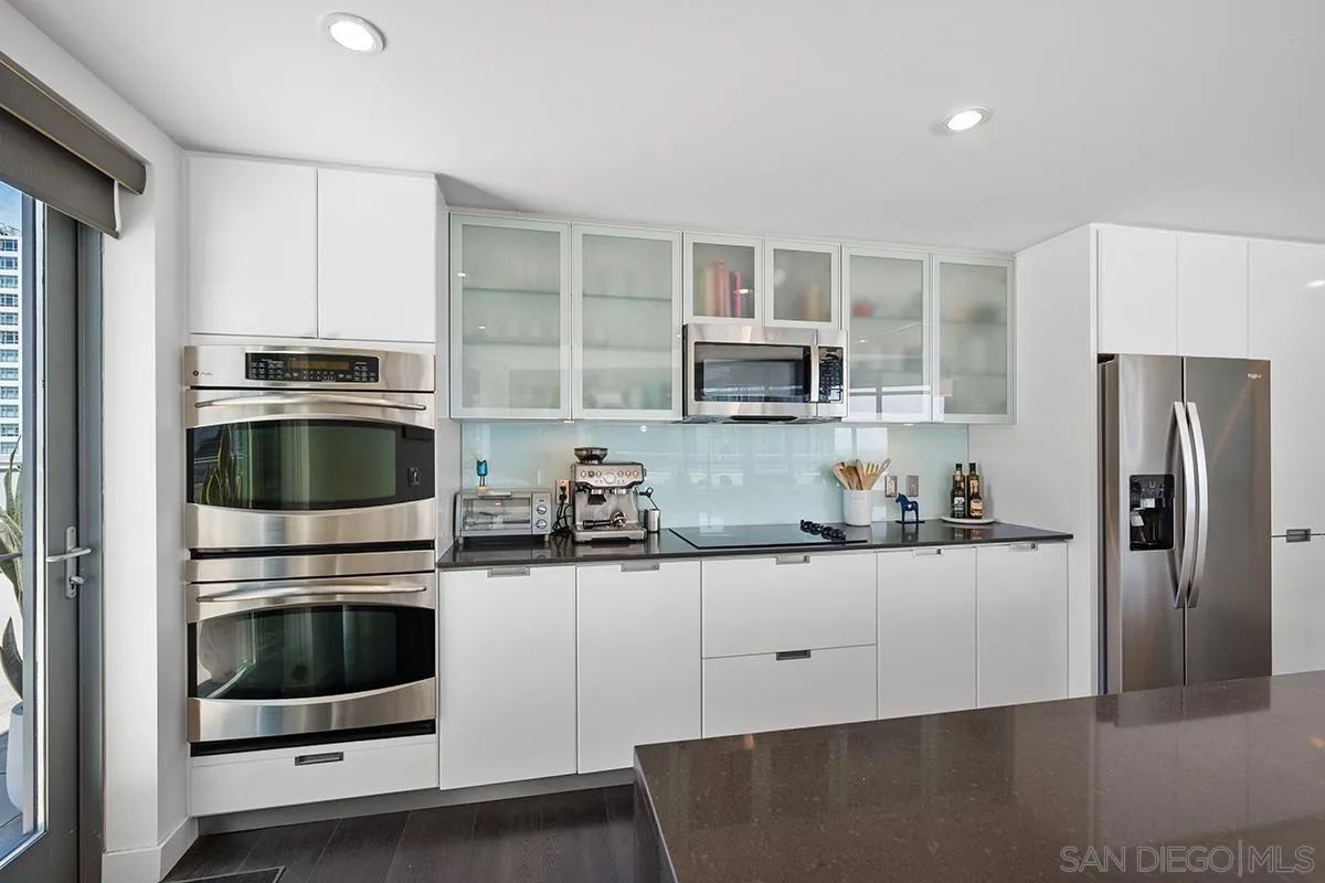 Photo #15: 260010137 Listing: Photo #15