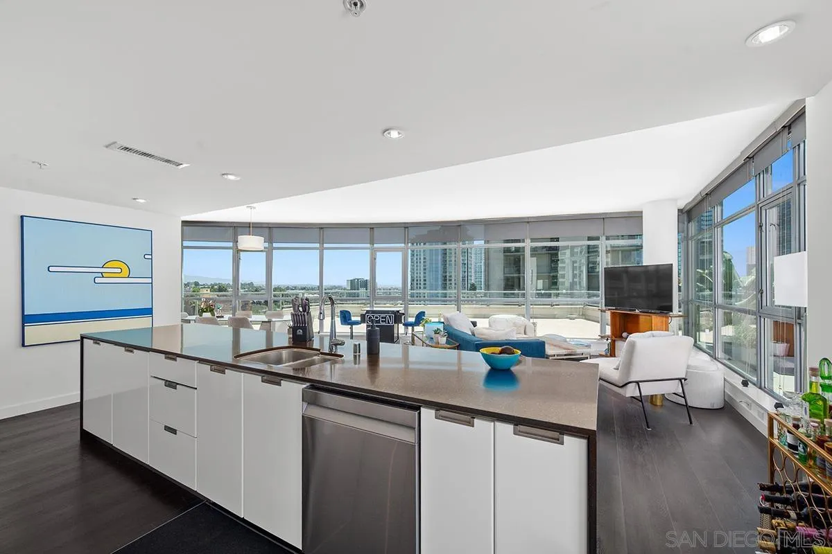 https://cdn.realtyfeed.com/cdn/127/260010137/6c91e8227324ad018efa67b7c507582a.webp