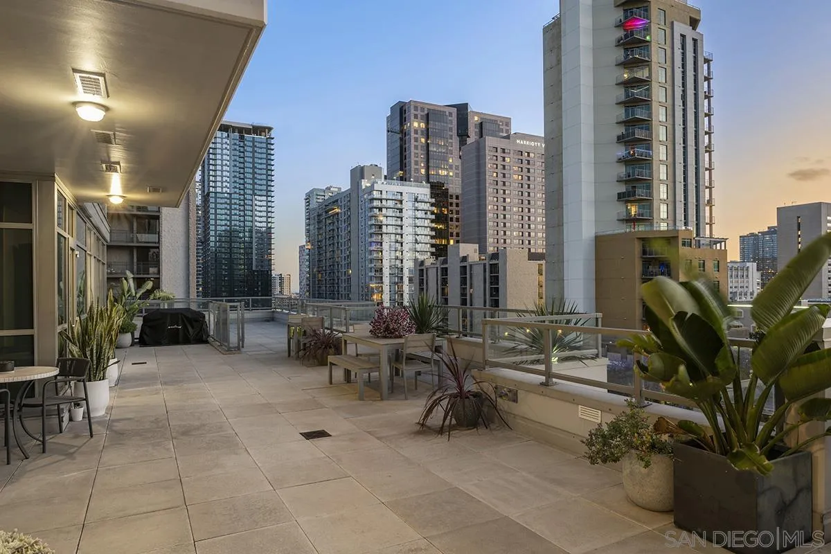 https://cdn.realtyfeed.com/cdn/127/260010137/cdc9c32b5364977334e7bcee1b34e380.webp