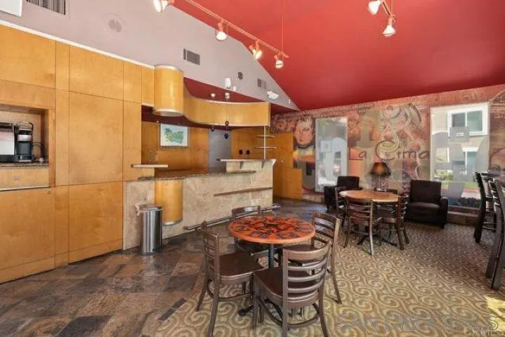 Photo #20: 260010138 Listing: Photo #20