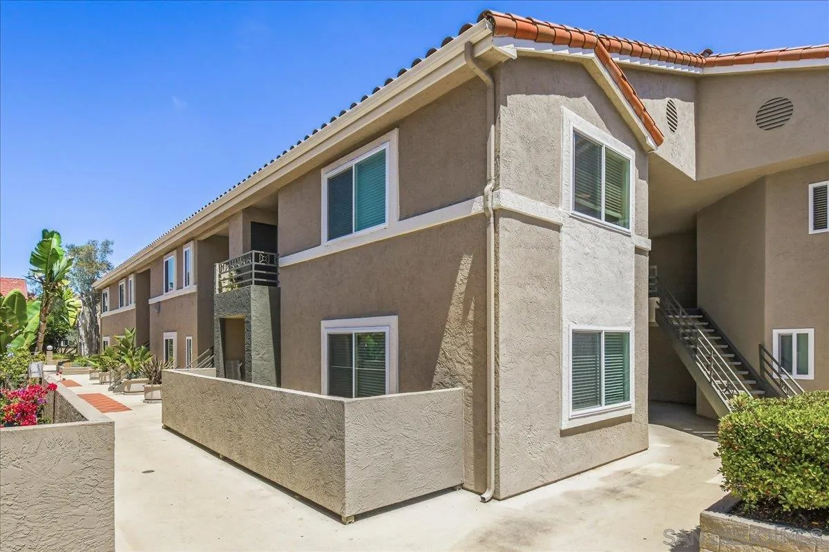 Photo #15: 260010138 Listing: Photo #15