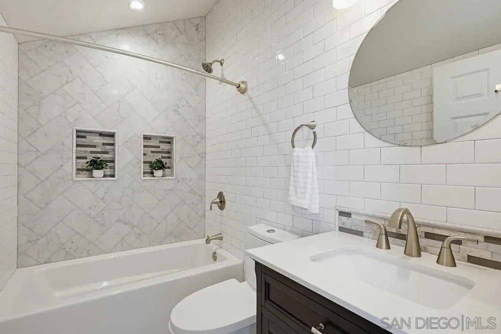 Photo #32: 260010139 Listing: Photo #32
