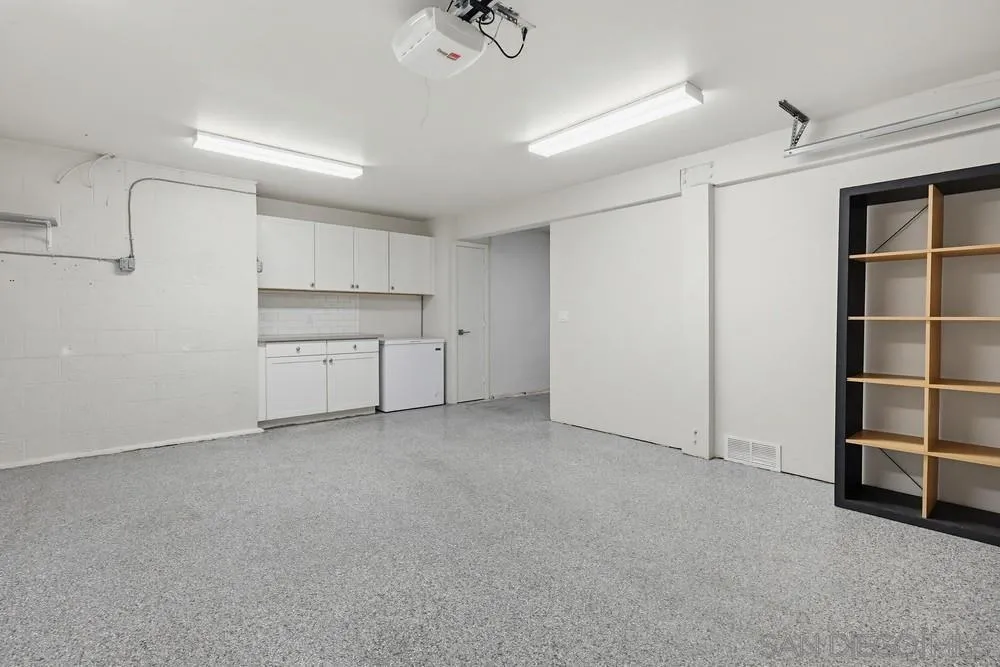 Photo #37: 260010139 Listing: Photo #37