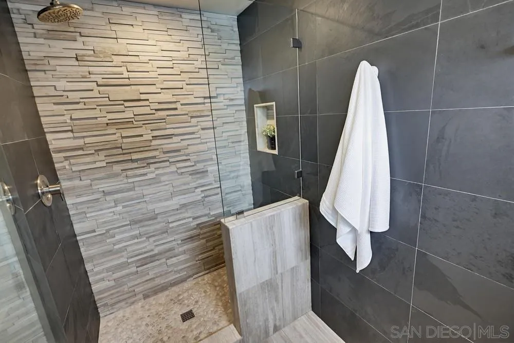 Photo #28: 260010139 Listing: Photo #28