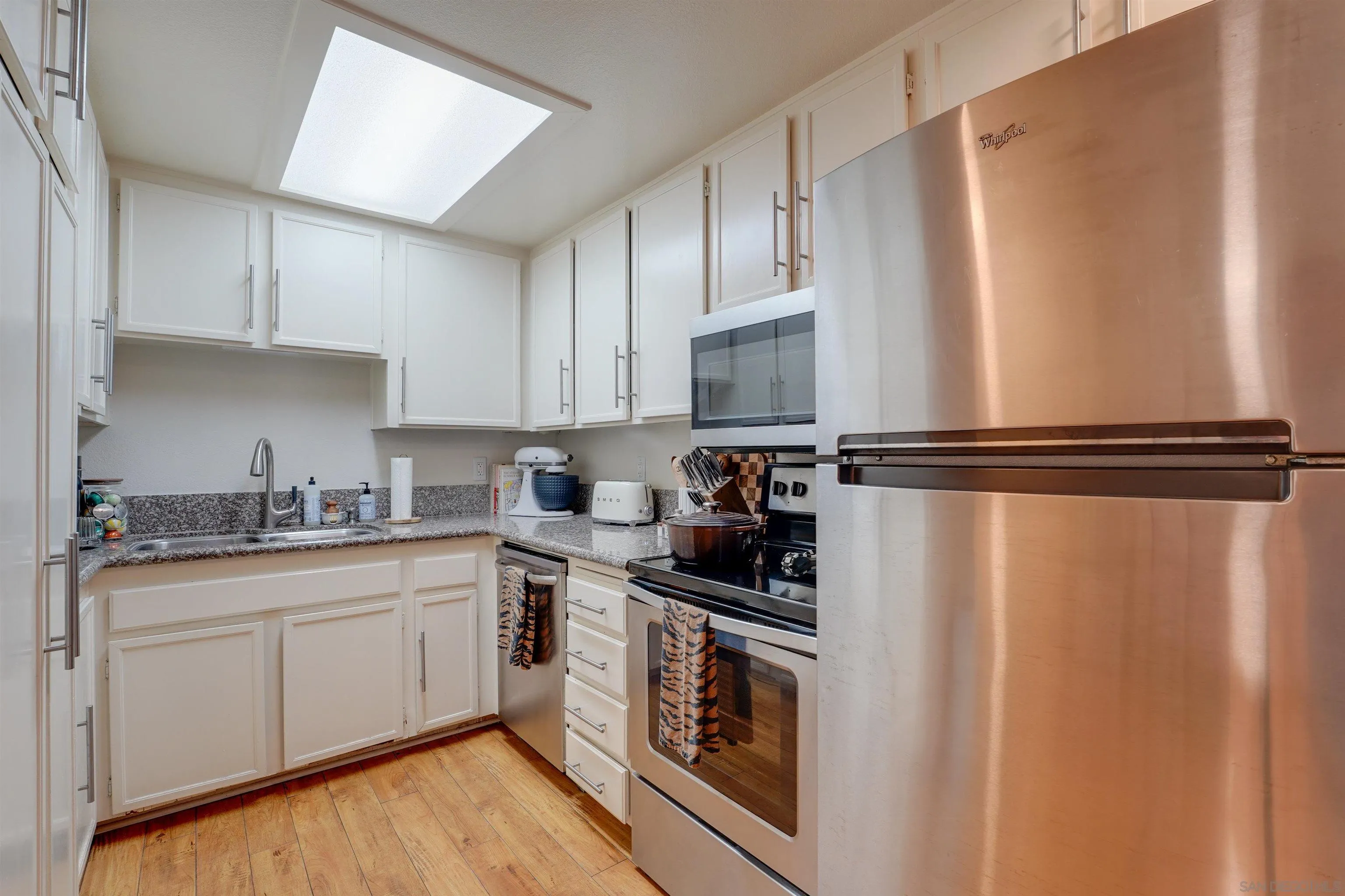Photo #8: 260010146 Listing: Photo #8