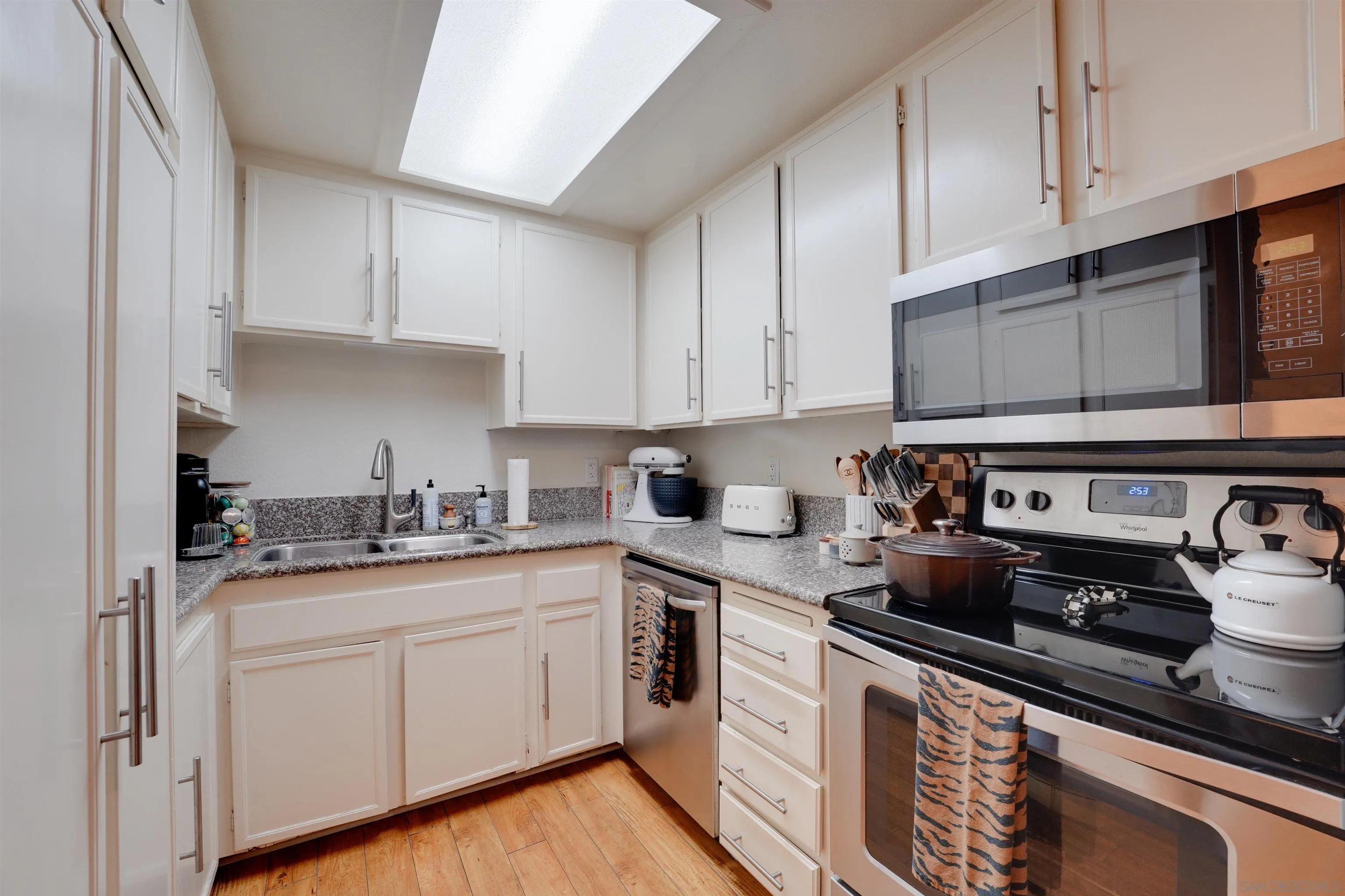 Photo #9: 260010146 Listing: Photo #9