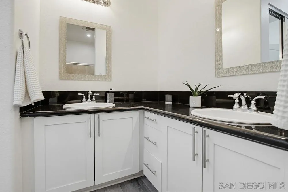 Photo #25: 260010156 Listing: Photo #25