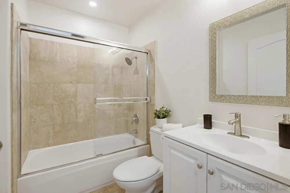 Photo #16: 260010156 Listing: Photo #16
