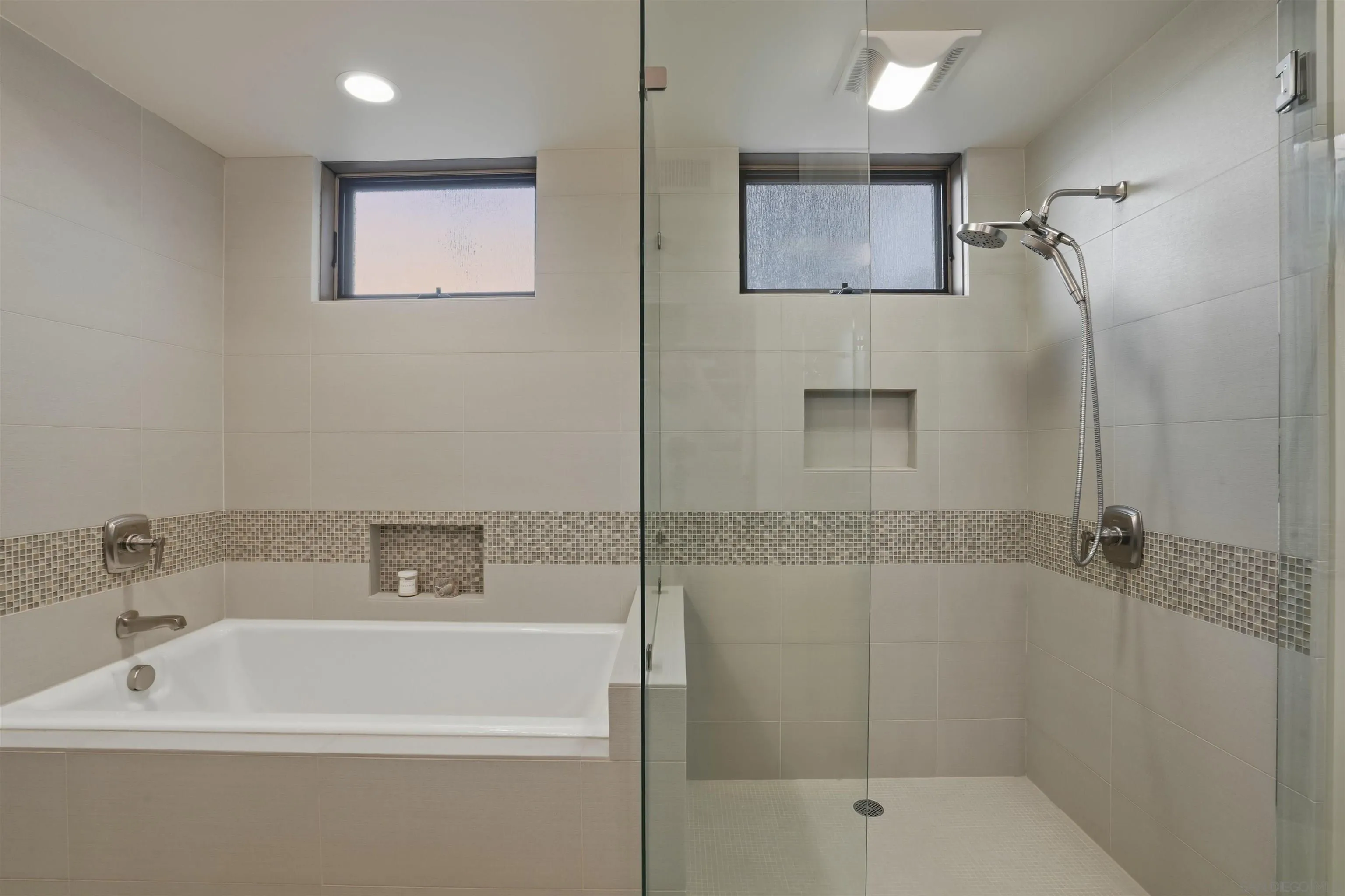 Photo #16: 260010157 Listing: Photo #16