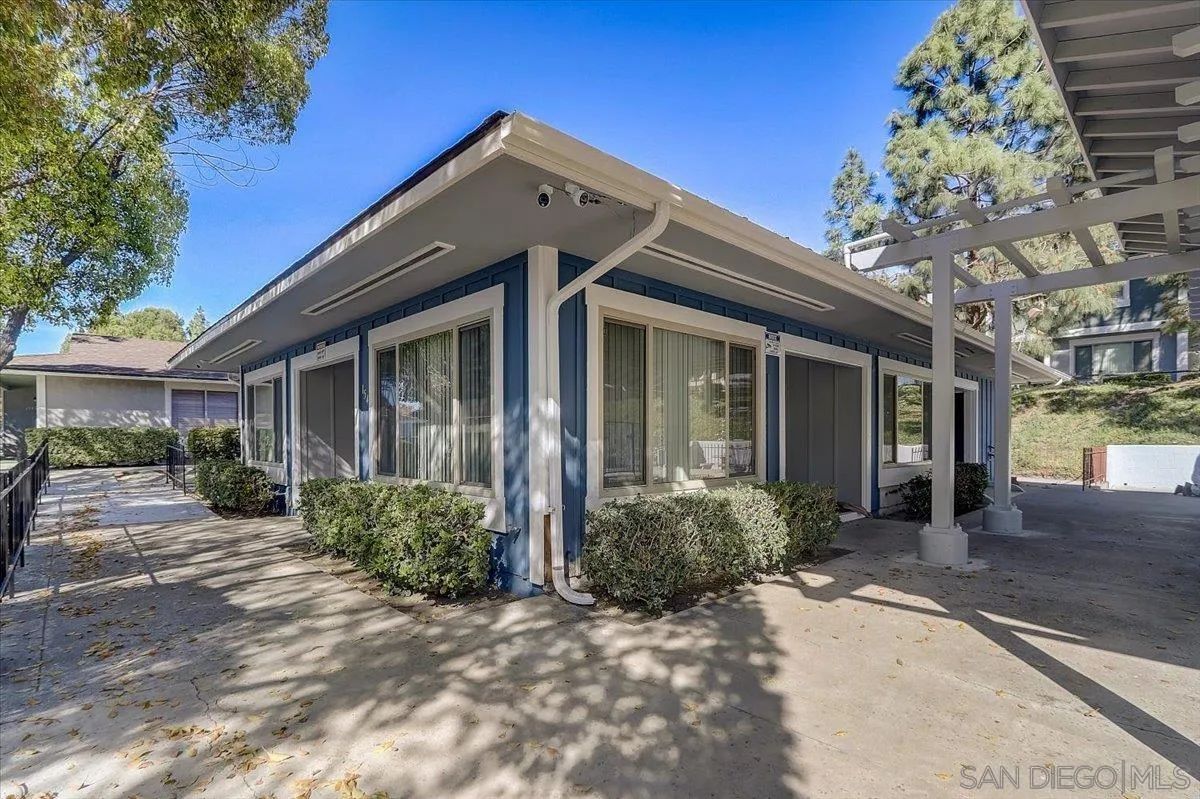 https://cdn.realtyfeed.com/cdn/127/260010160/886217fc788224ce85d43441df4f21bd.webp
