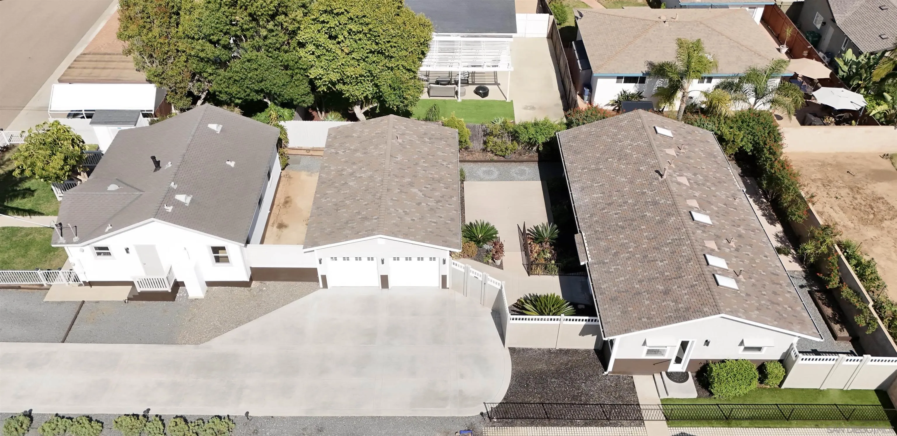 https://cdn.realtyfeed.com/cdn/127/260010164/3ac216900685c173abc1f72b28df66d4.webp