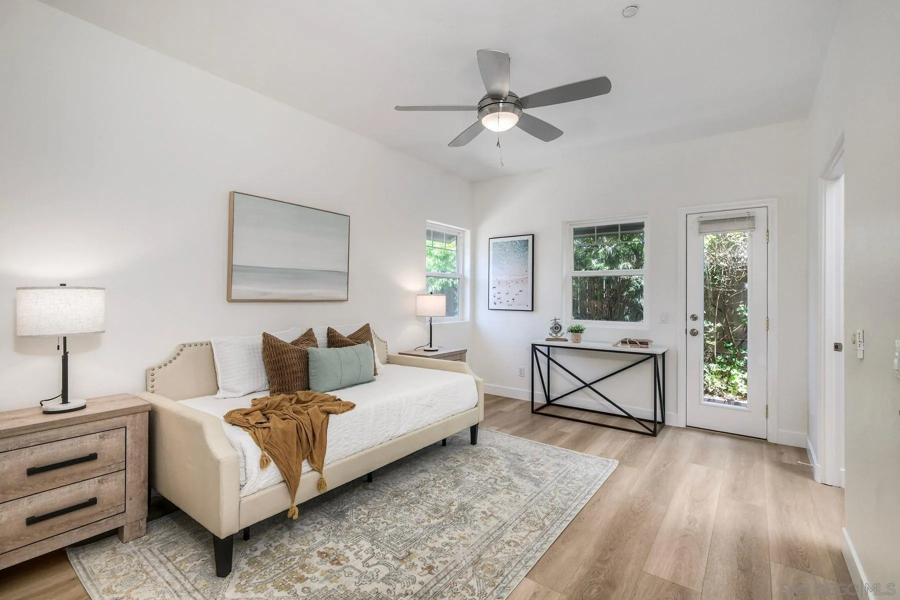 https://cdn.realtyfeed.com/cdn/127/260010164/5811b634e541f65ec88305f78c80e7b1.webp
