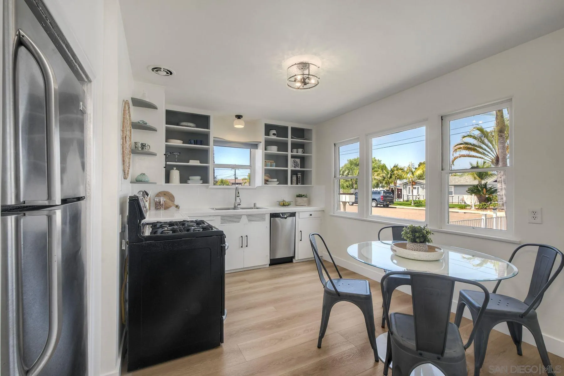 https://cdn.realtyfeed.com/cdn/127/260010164/9cac1194c40703a1b9a2c1fd64ebc853.webp