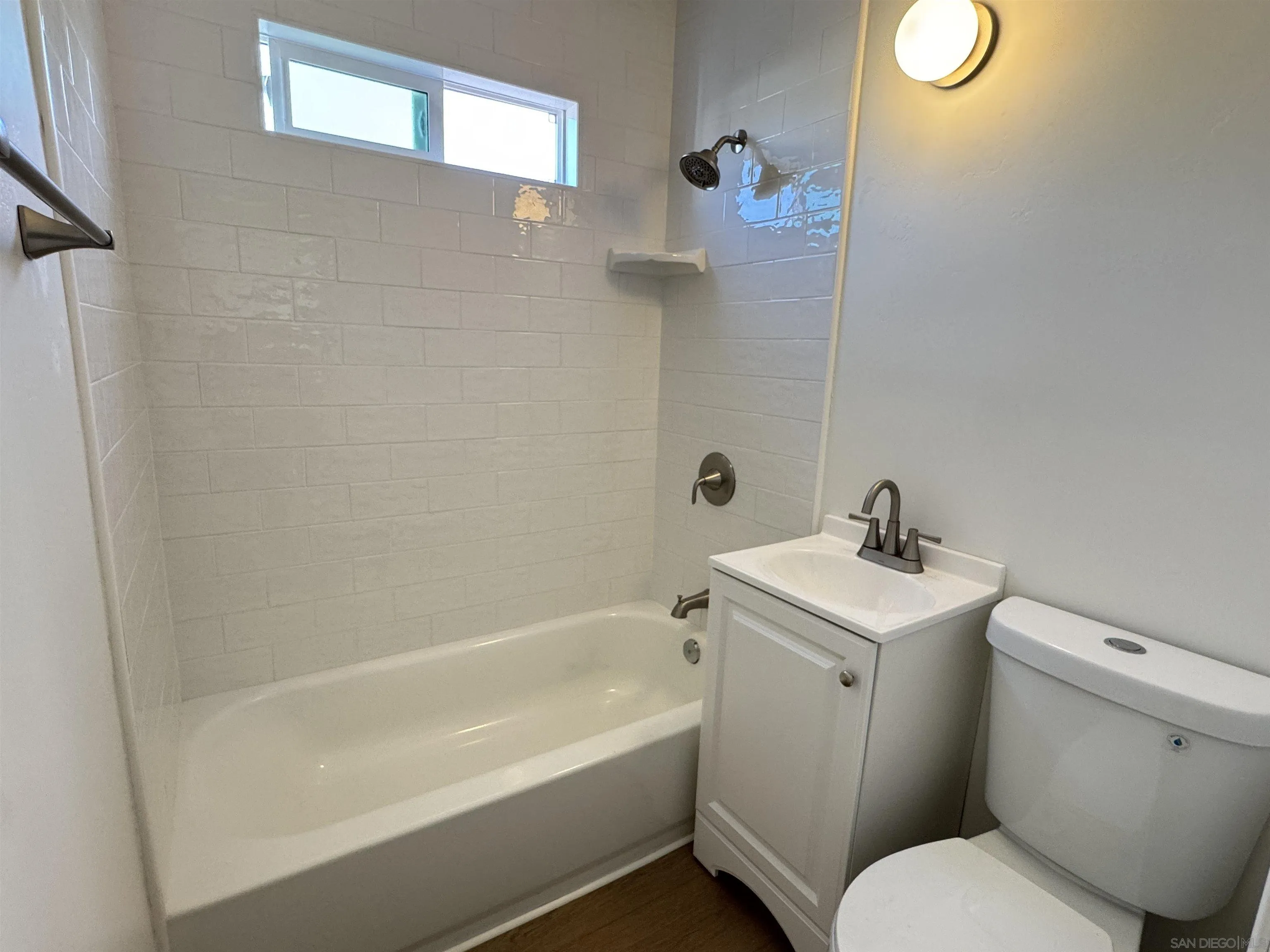 https://cdn.realtyfeed.com/cdn/127/260010165/32c10d7f8fa79521e0ccdb230c99ed44.webp