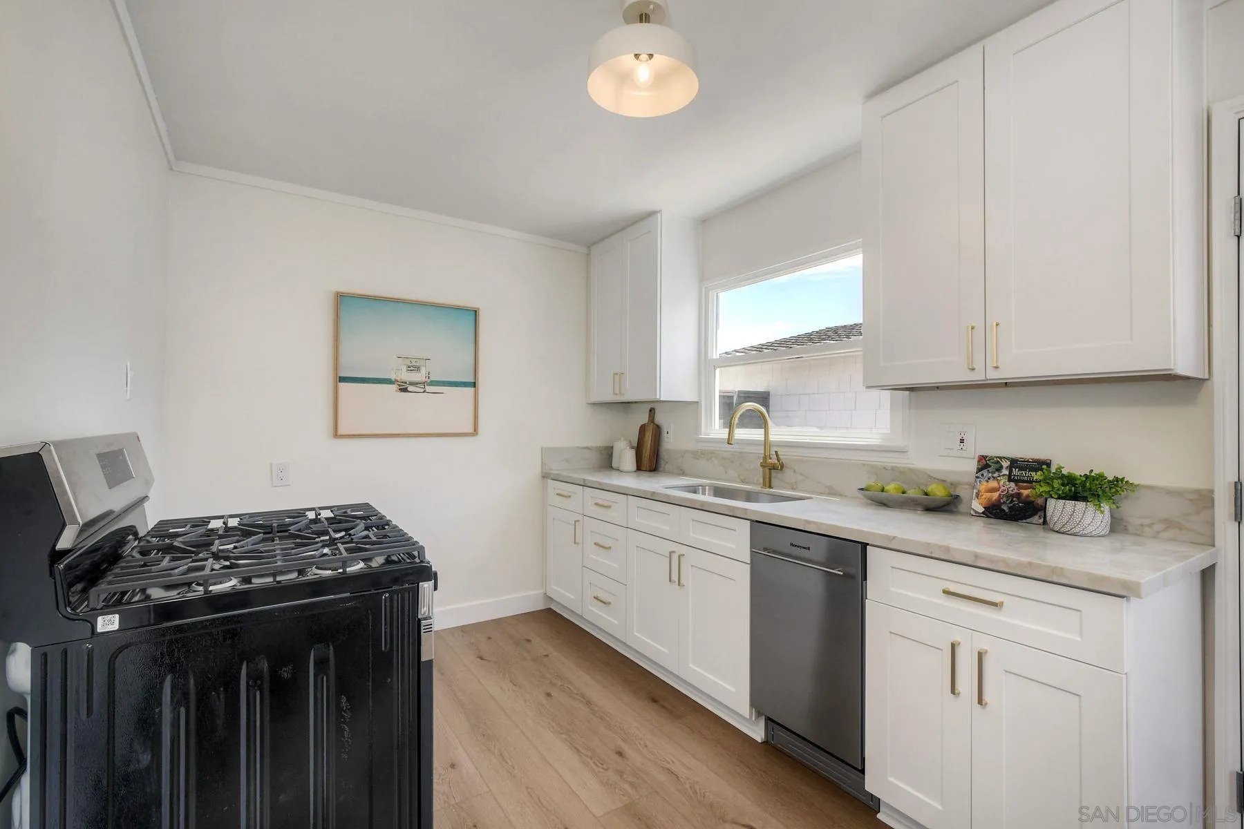 https://cdn.realtyfeed.com/cdn/127/260010165/b21efcac74ffdbf3f054dcdd7aaa50aa.webp
