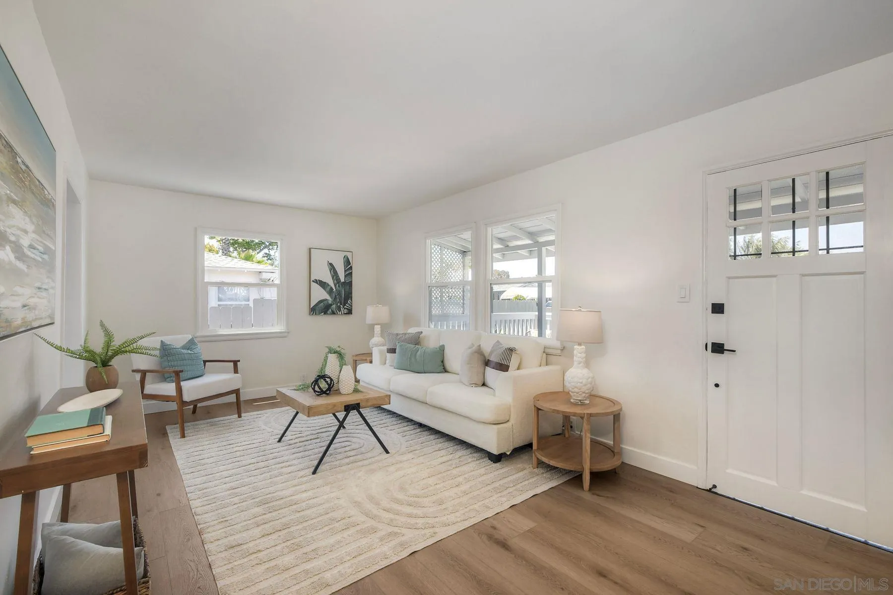 https://cdn.realtyfeed.com/cdn/127/260010165/c9e33060f36842617ff7c725df69404c.webp