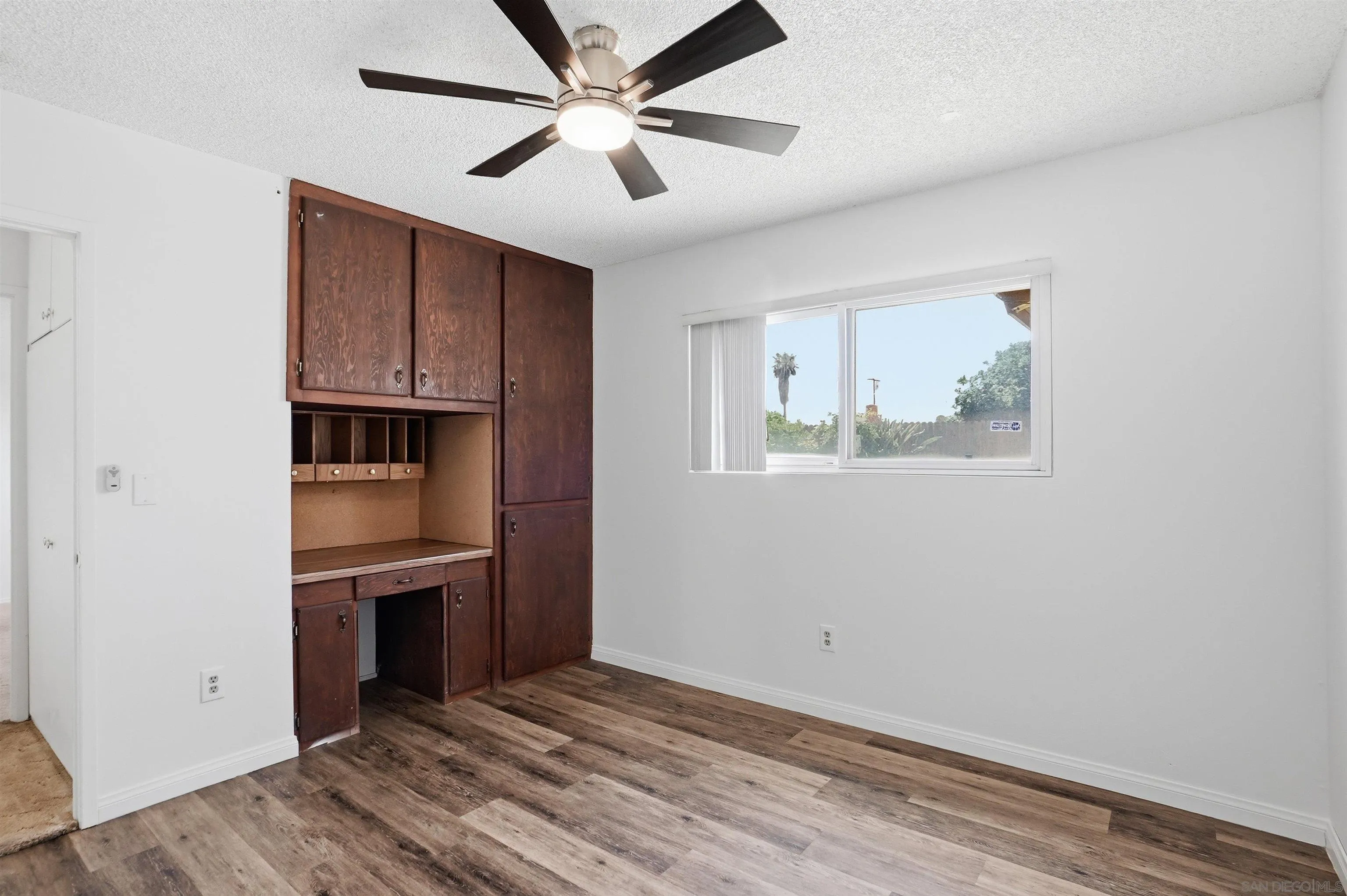 https://cdn.realtyfeed.com/cdn/127/260010166/1951fa33122a3b6994675b55313034a4.webp