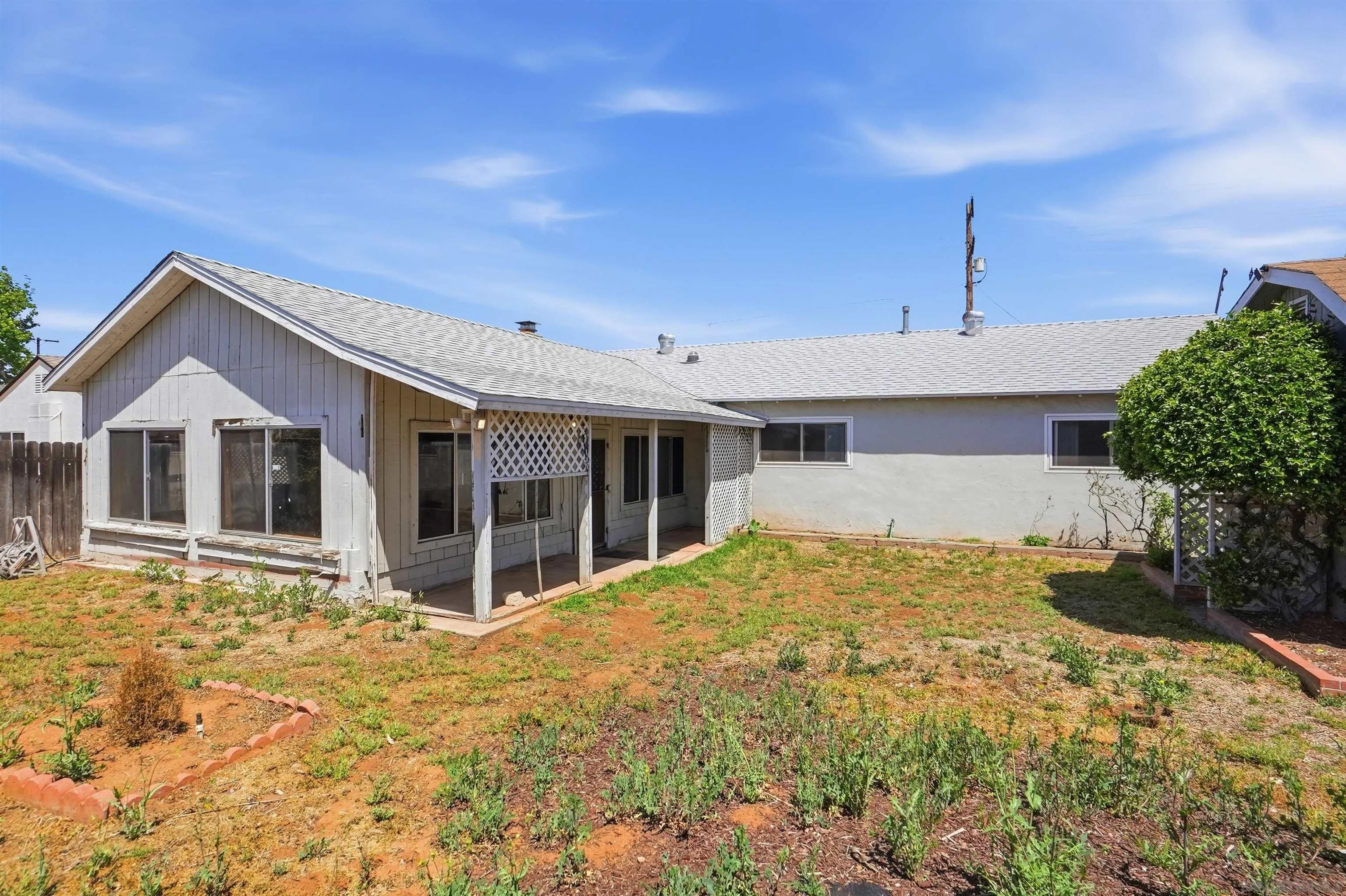 https://cdn.realtyfeed.com/cdn/127/260010166/23cbb0bd2e0bc21d18814e92bff05b75.webp