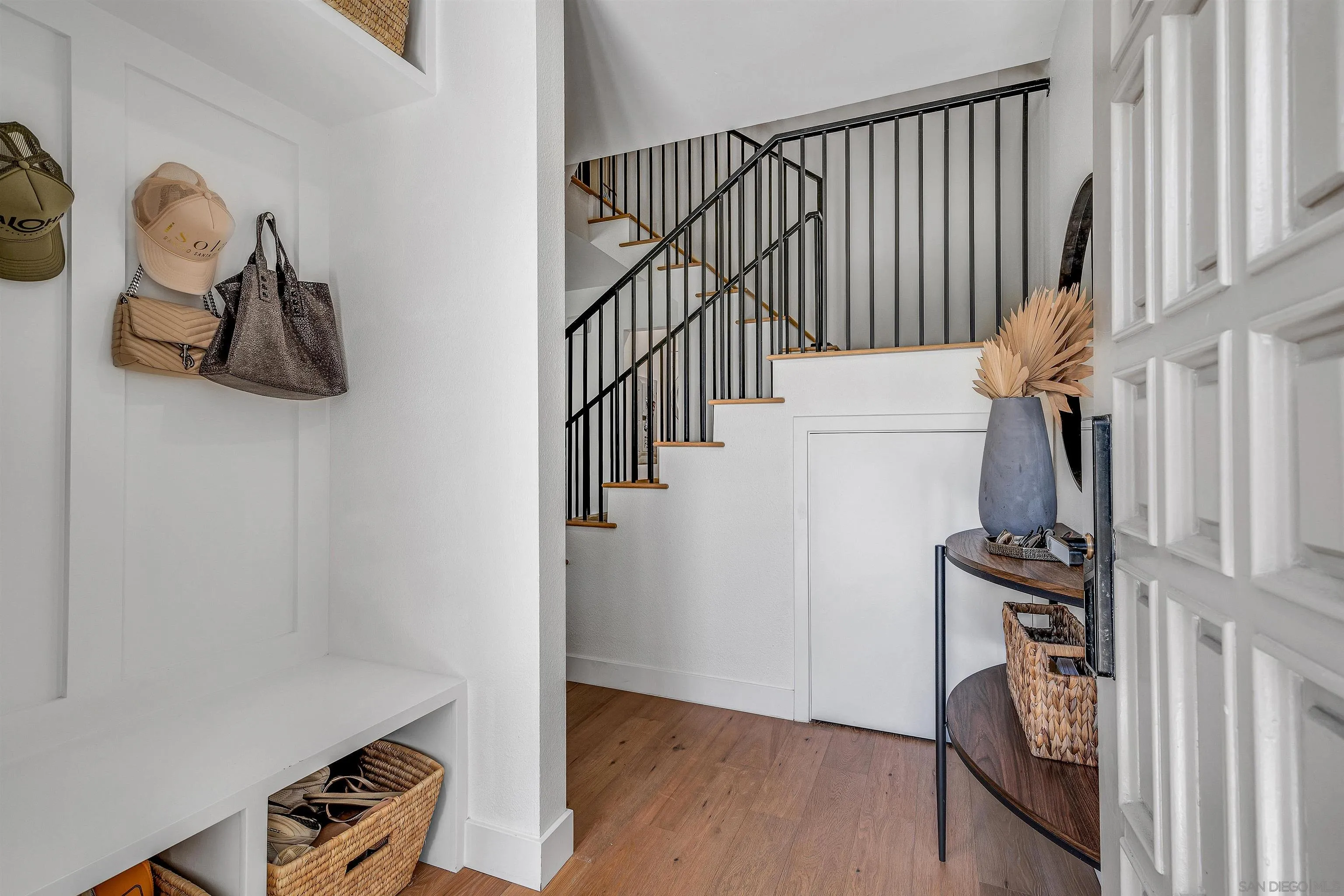 https://cdn.realtyfeed.com/cdn/127/260010167/19eb354f68432ee3665737c160f8acbc.webp