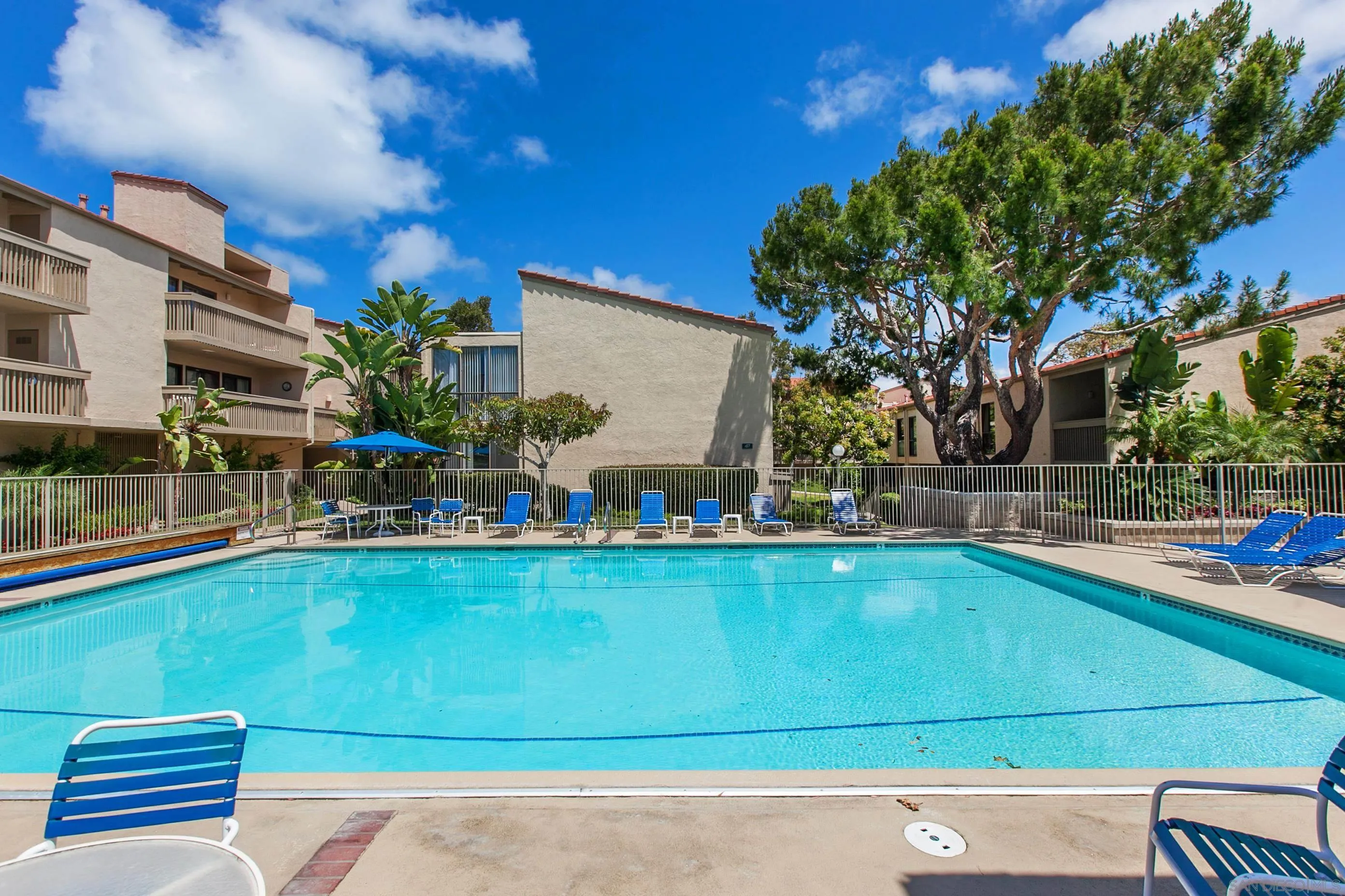 https://cdn.realtyfeed.com/cdn/127/260010167/746d7c3bdc505ac884ec9295439d10fd.webp