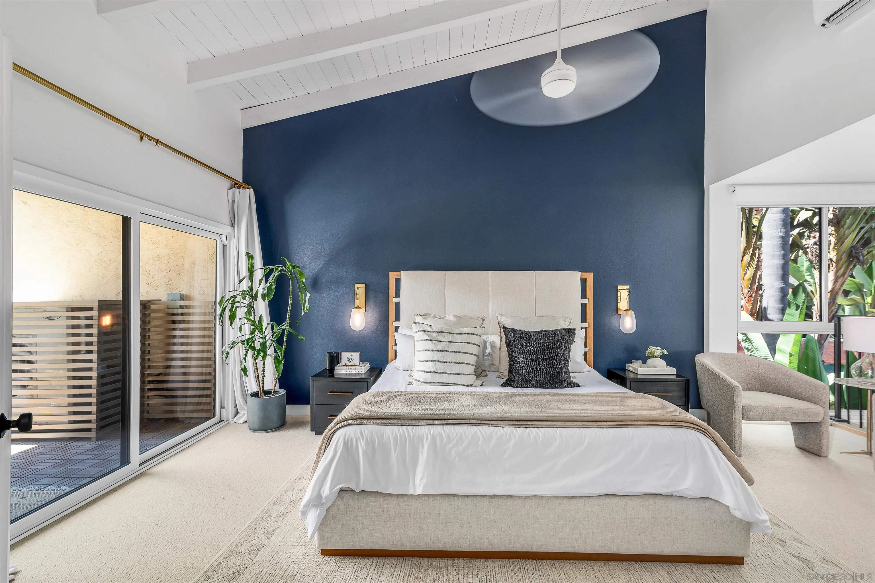 https://cdn.realtyfeed.com/cdn/127/260010167/c415f7225579a58504e7c2f70b065938.webp