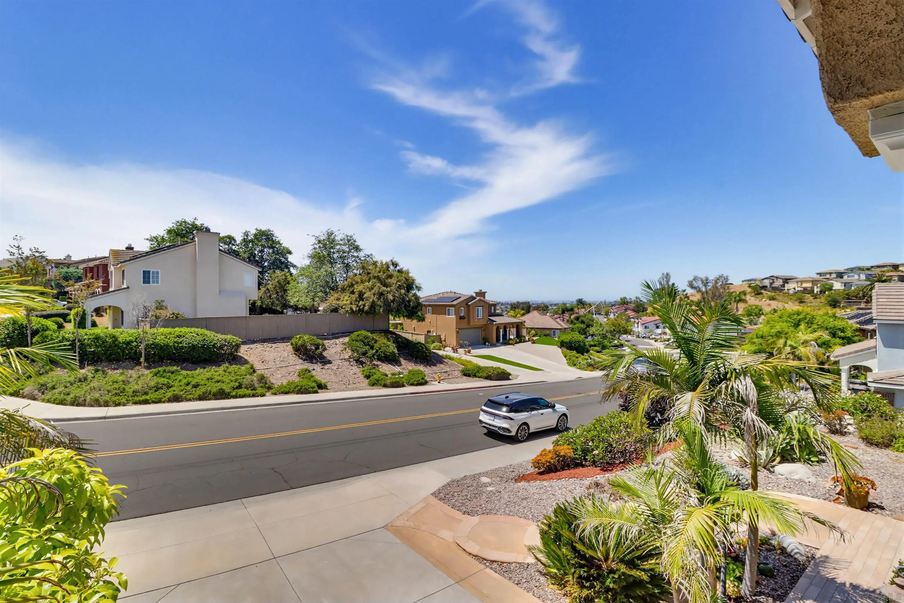 https://cdn.realtyfeed.com/cdn/127/260010170/81edb8b91a4b937818a229e15d93bd8c.webp