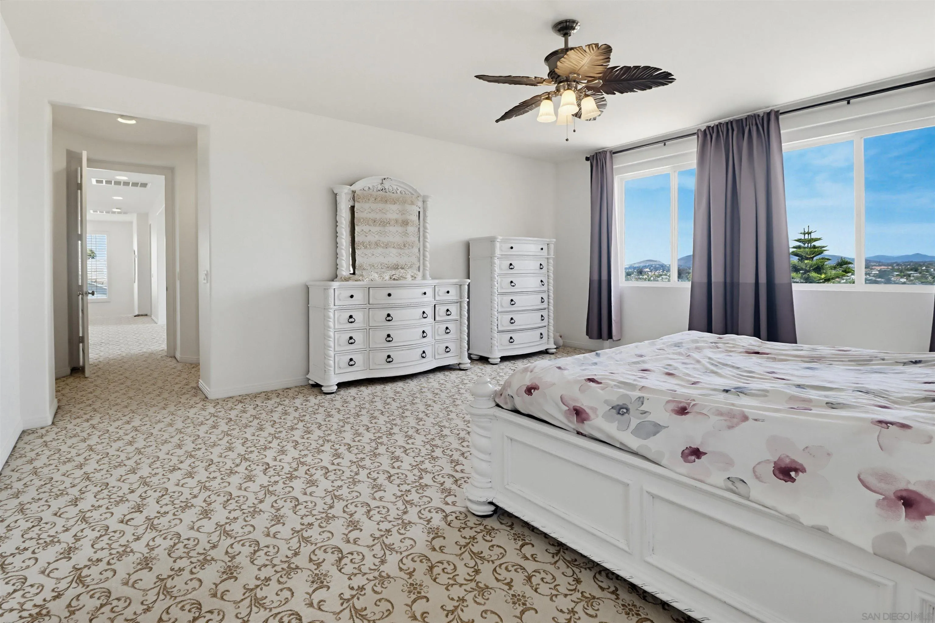 https://cdn.realtyfeed.com/cdn/127/260010170/c62070c56491bb053b735ede10673cf0.webp