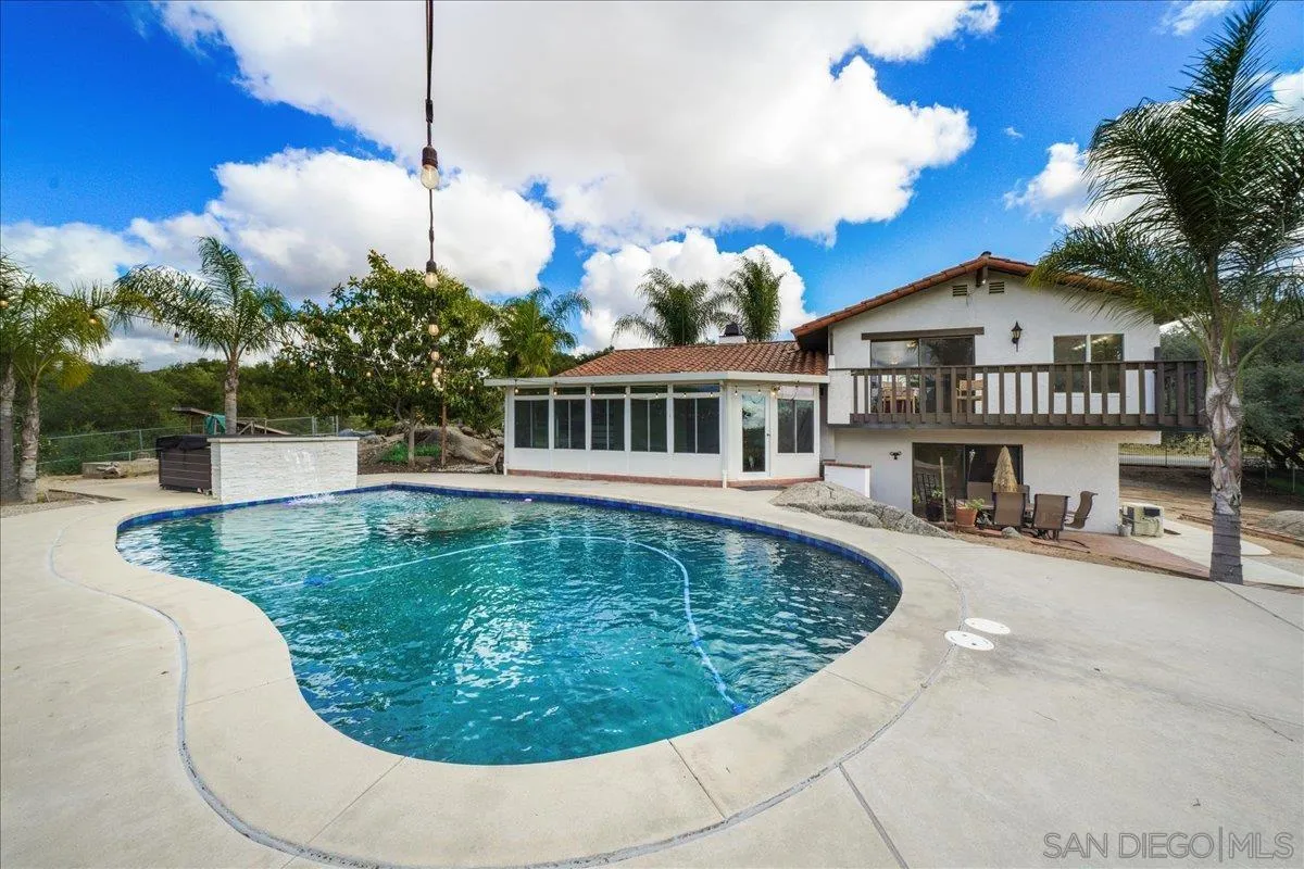 https://cdn.realtyfeed.com/cdn/127/260010173/0f6f9f6858009dd5ccec8580b602e66d.webp