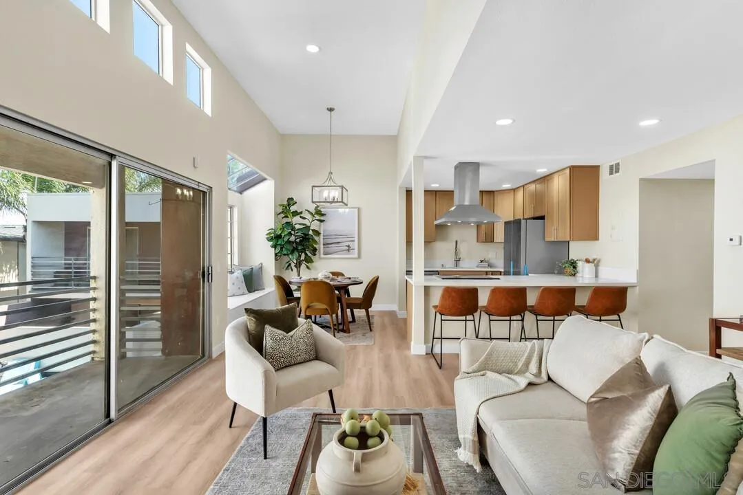 Photo #8: 260010175 Listing: Photo #8