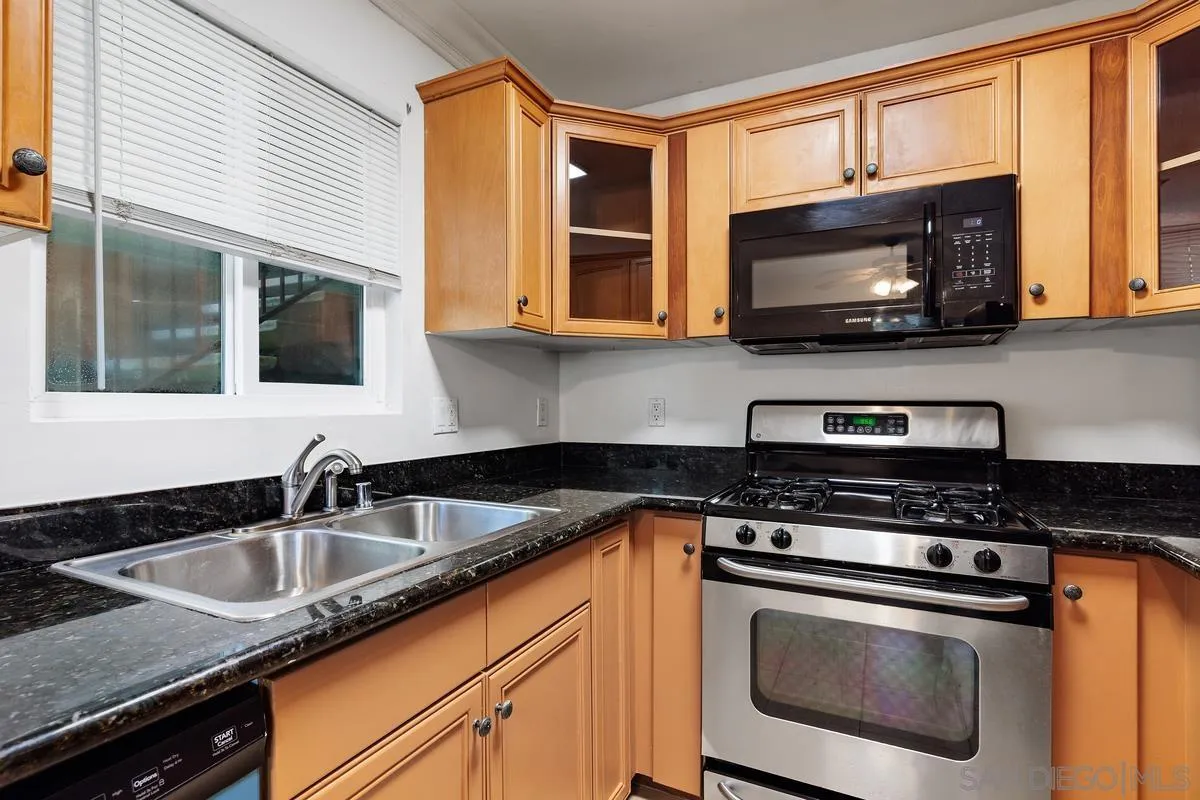 Photo #6: 260010177 Listing: Photo #6