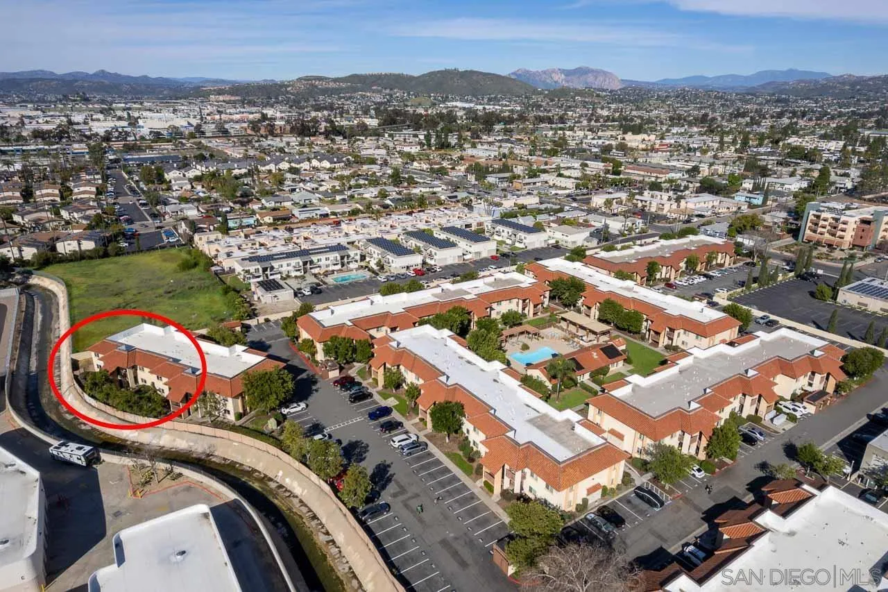 https://cdn.realtyfeed.com/cdn/127/260010178/d1994d4f119b05035607a964ca1d43d5.webp