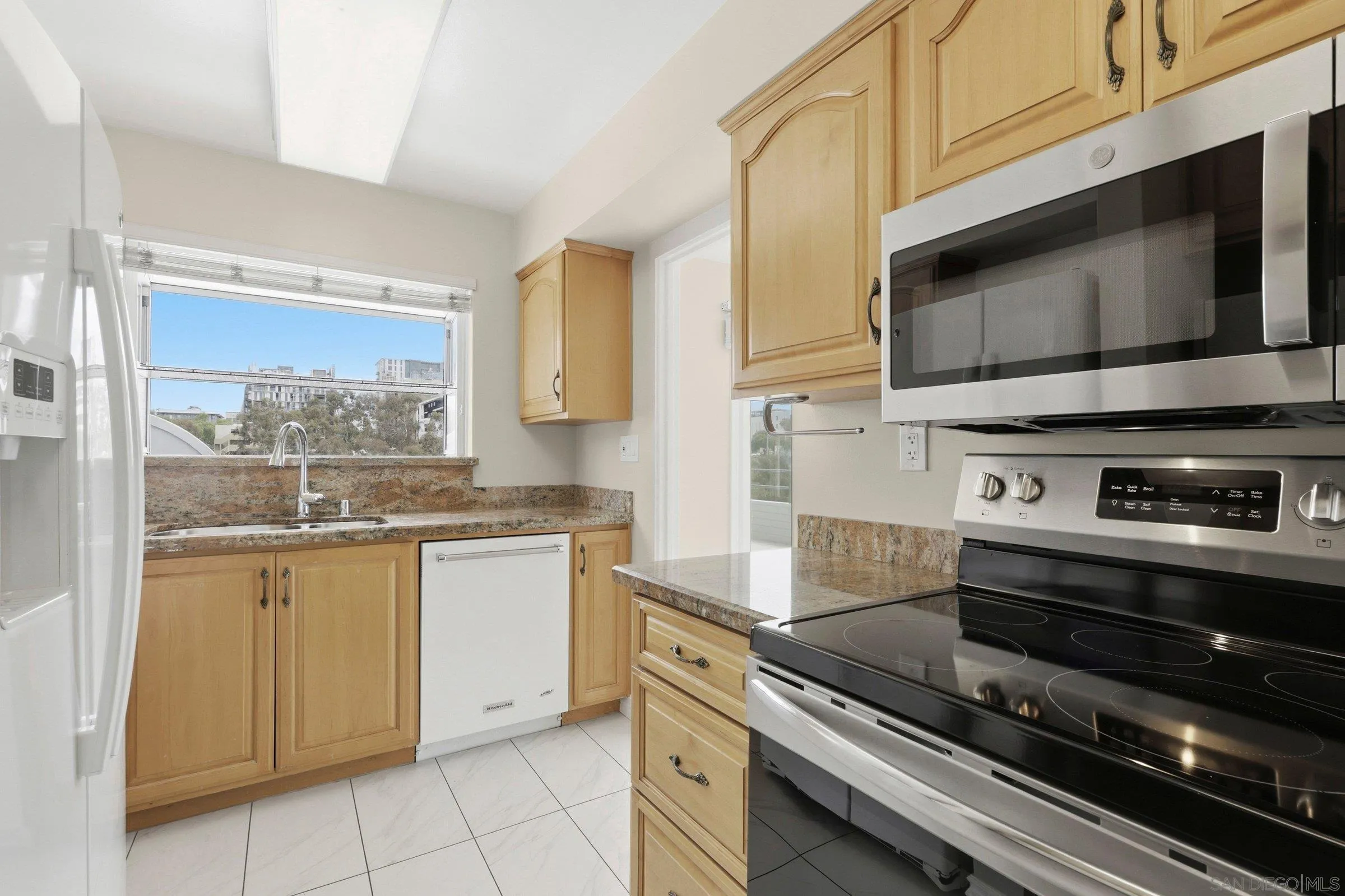 Photo #11: 260010180 Listing: Photo #11