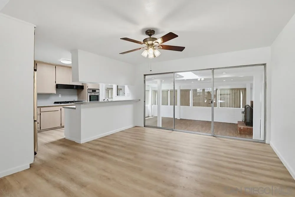 https://cdn.realtyfeed.com/cdn/127/260010182/73b81f1daf1b7cc0424adf0e6d568346.webp