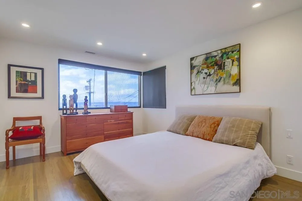 https://cdn.realtyfeed.com/cdn/127/260010184/251051cf8bd610636d94a5859b334904.webp