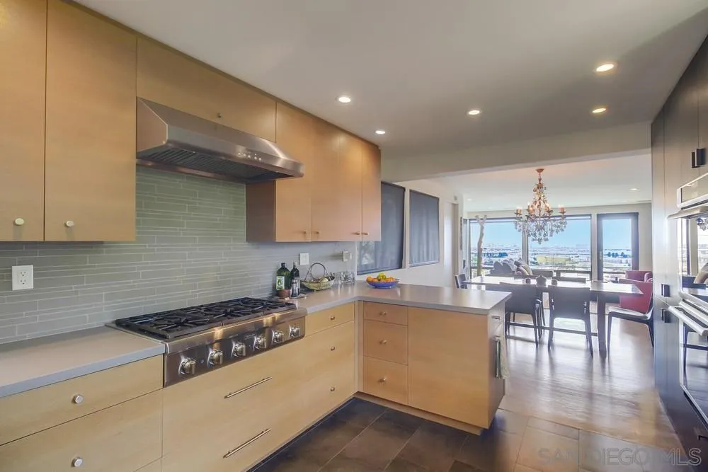 https://cdn.realtyfeed.com/cdn/127/260010184/e367959b90158fad38faad649d40981c.webp