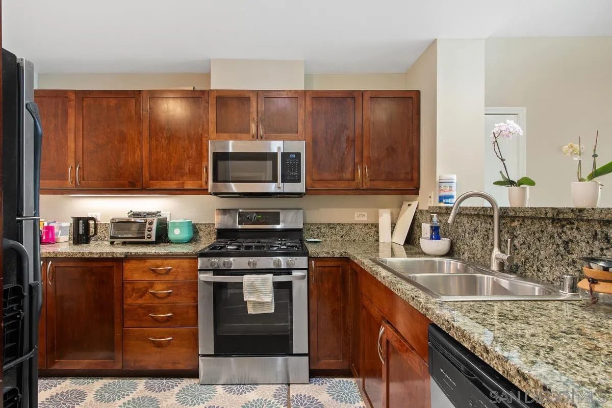 https://cdn.realtyfeed.com/cdn/127/260010186/afedc58d805e99dbb7ef62323ac30a52.webp