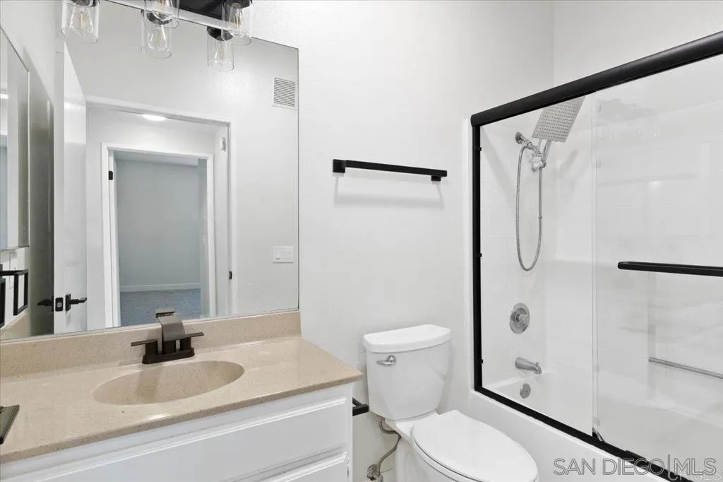 https://cdn.realtyfeed.com/cdn/127/260010187/cbd51fe036a1b2b30cc28c6110e4f727.webp
