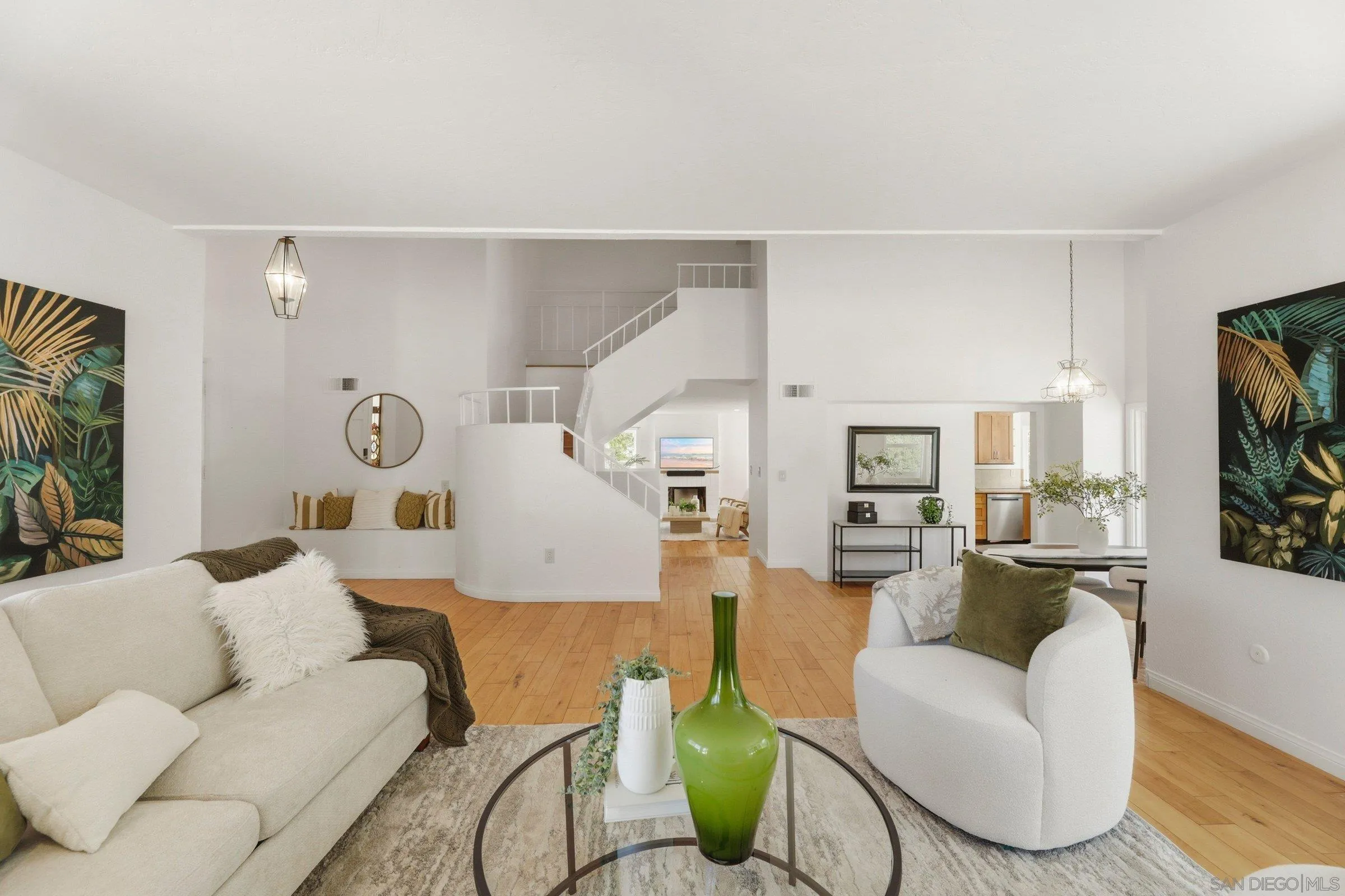 https://cdn.realtyfeed.com/cdn/127/260010191/05fa77f1a530913943d1c271f73eed31.webp
