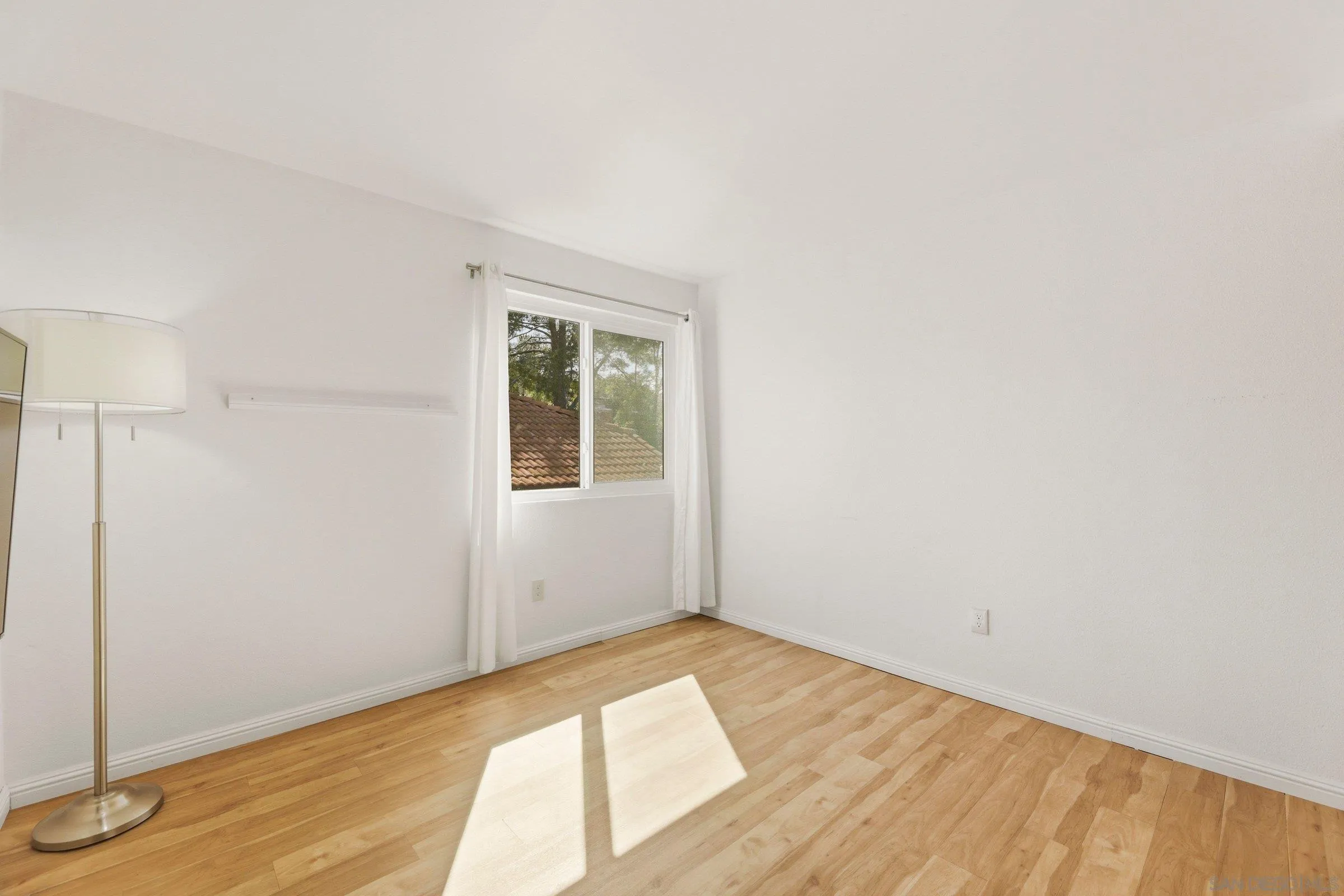 https://cdn.realtyfeed.com/cdn/127/260010191/6bfa6577af8297a35bf2eabd833585b0.webp